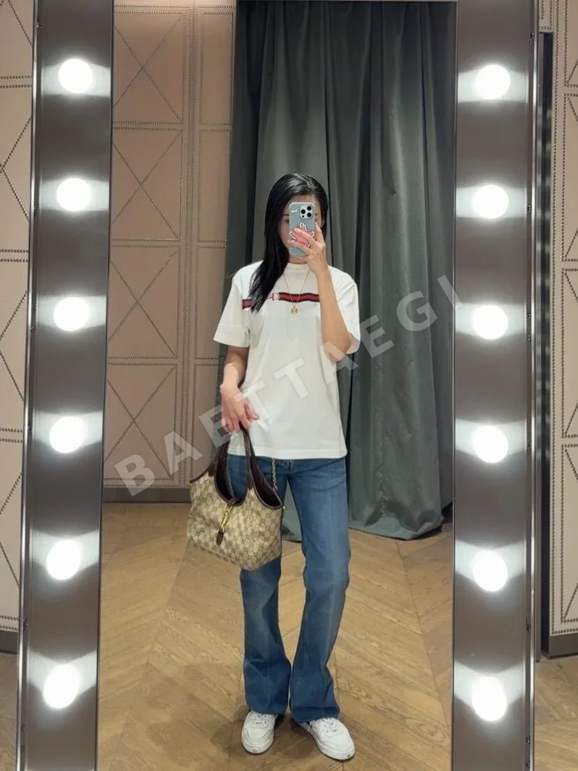 구찌 레터 프린트 크루넥 반팔 티셔츠 상세 이미지 6