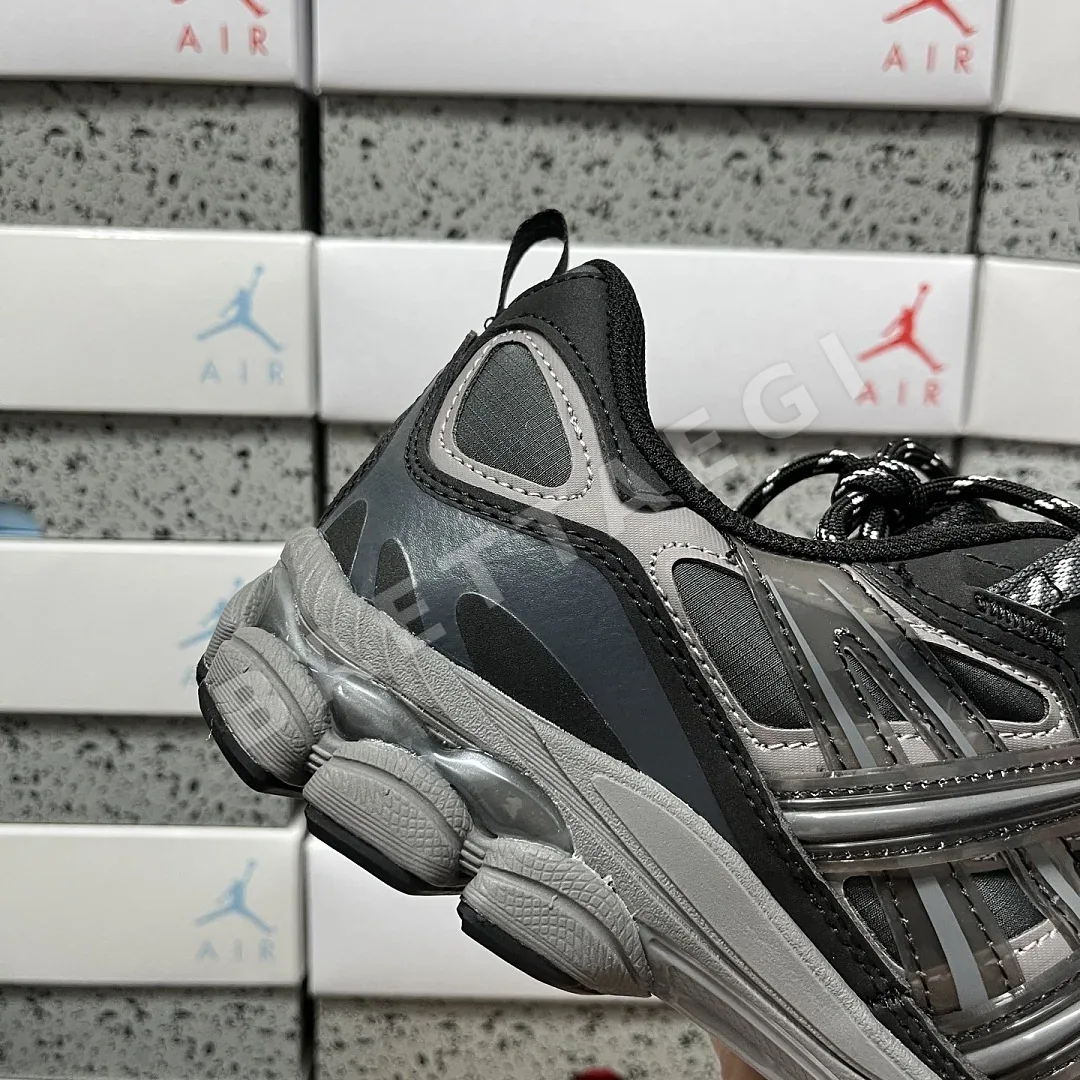 아식스 [GX] 젤 NYC 유틸리티 1203A558-001 200538 Asics Gel-NYC Utility Black Carbon 상세 이미지 5