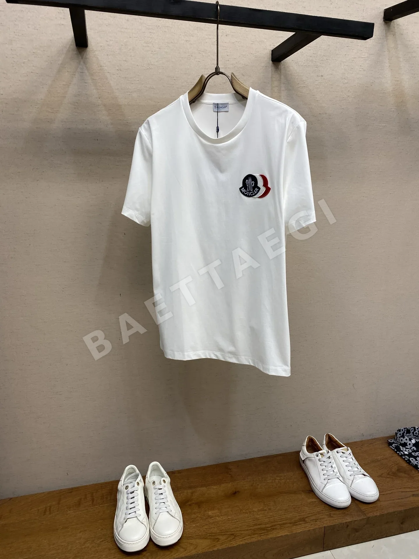 몽클레르 남성 코튼 스트레치 반팔 티셔츠 48750