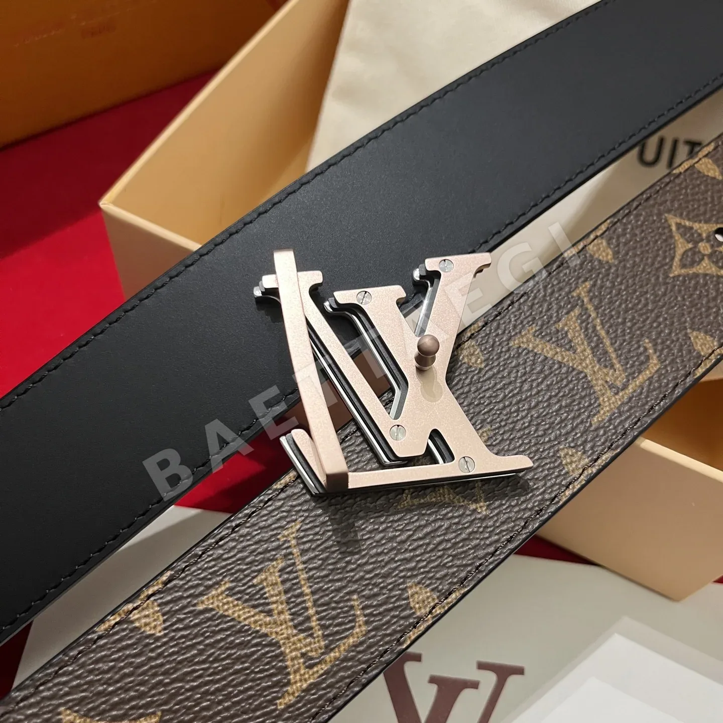 루이비통 LV 옵티컬 버클 캔버스 벨트 상세 이미지 8