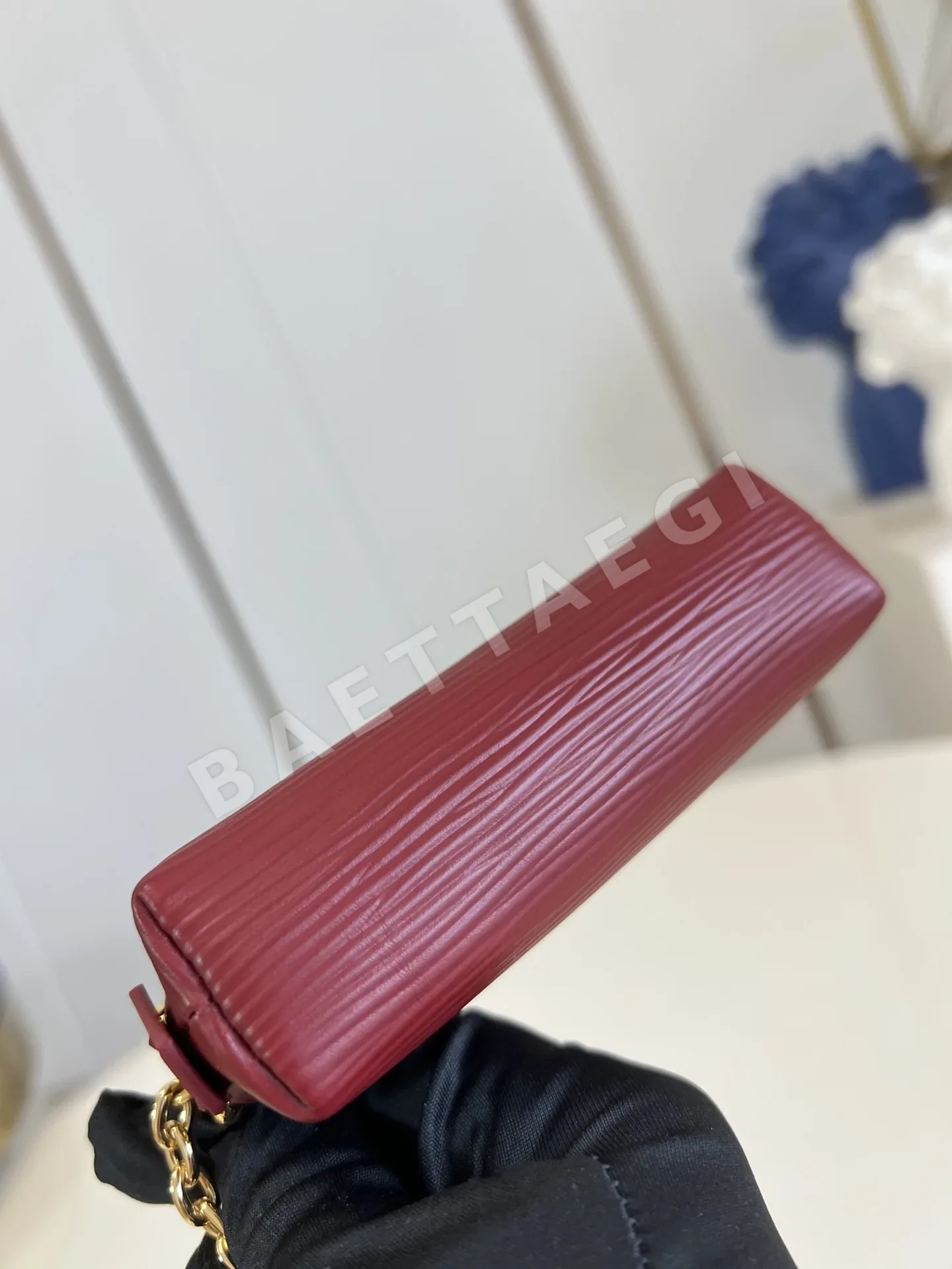 루이비통 버건디 미니 메이크업 파우치 M25685 상세 이미지 6