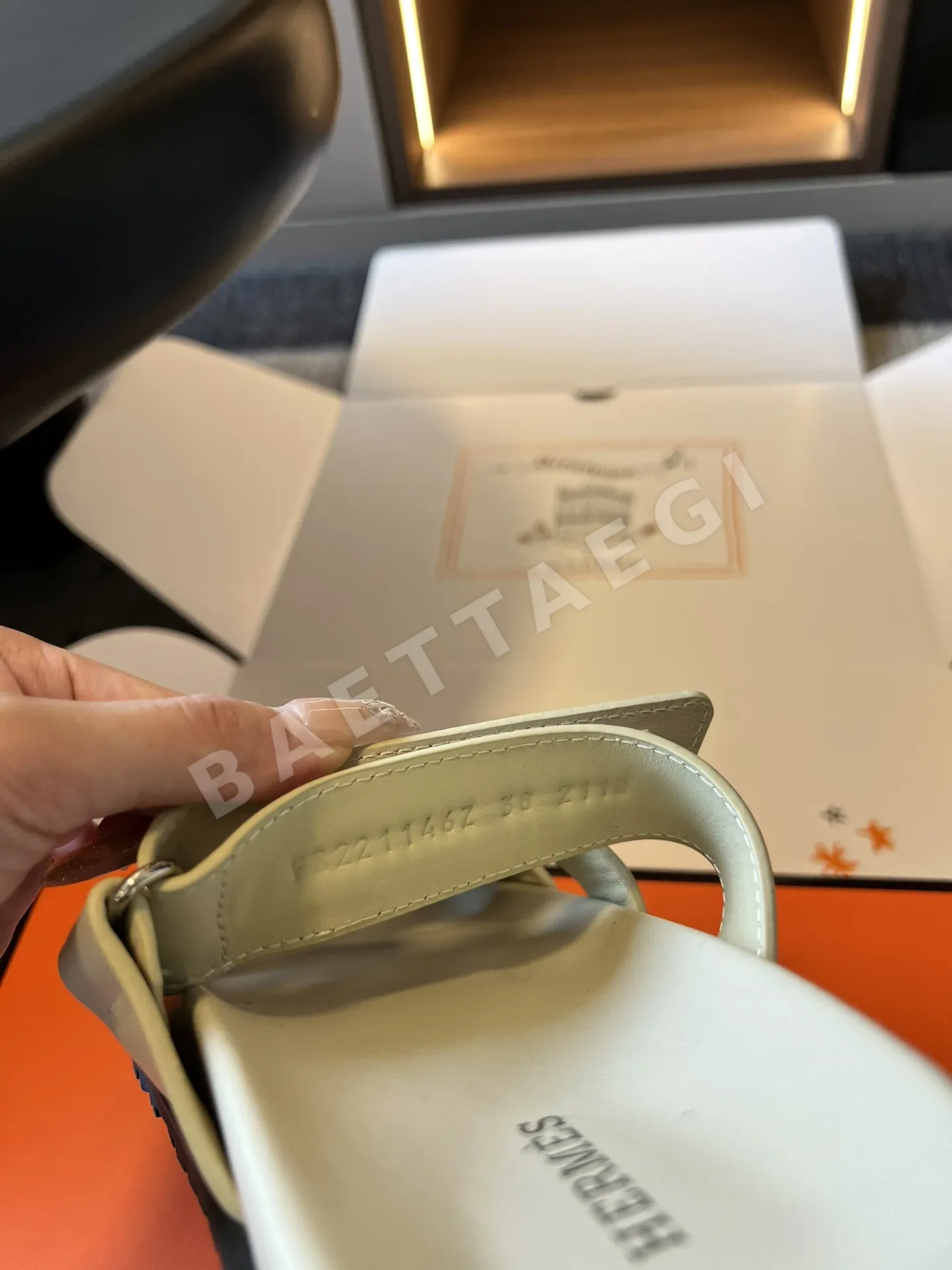에르메스 시프레 샌들 상세 이미지 8