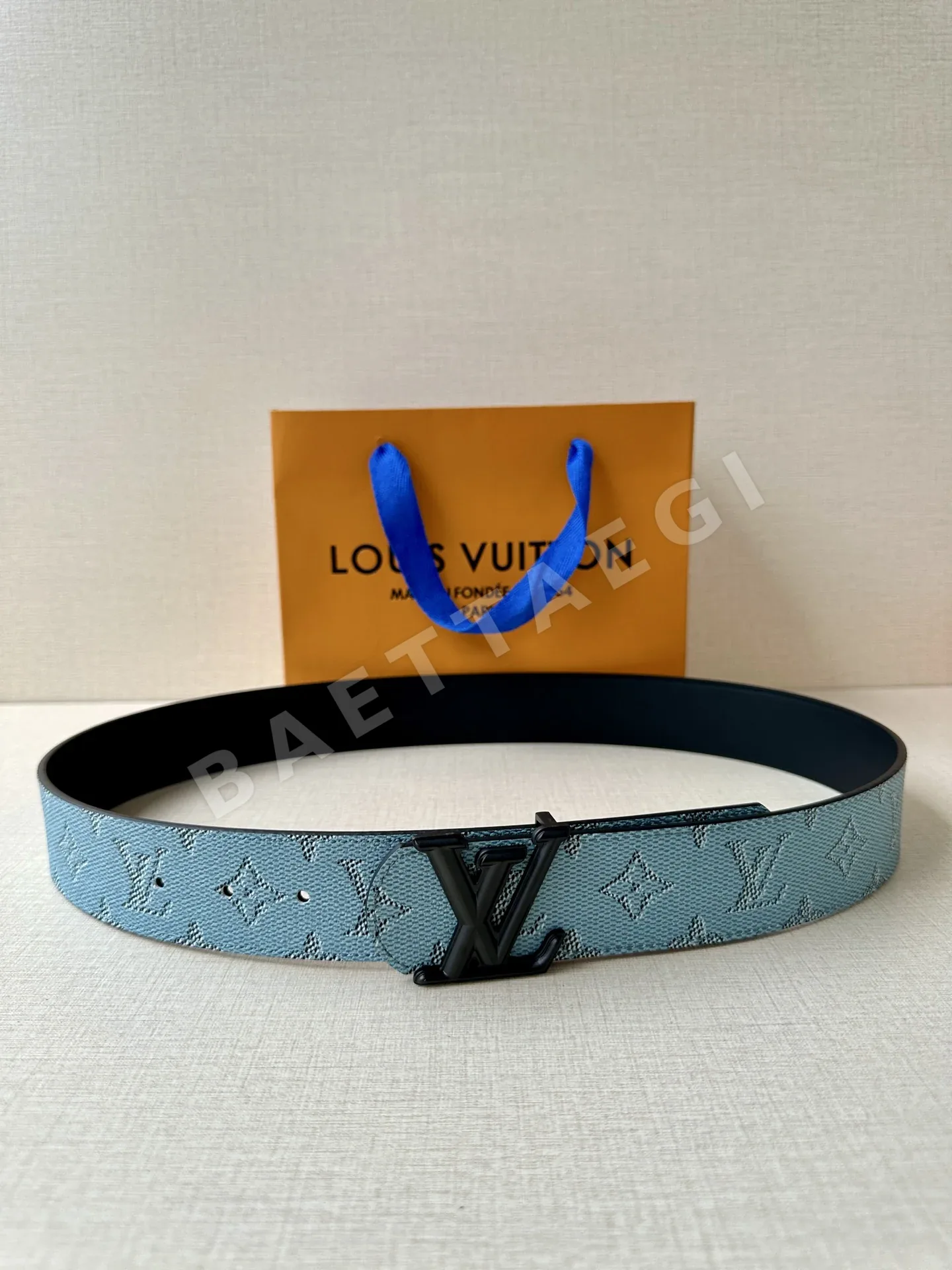 루이비통 LV 모노그램 버클 리버서블 벨트 57592