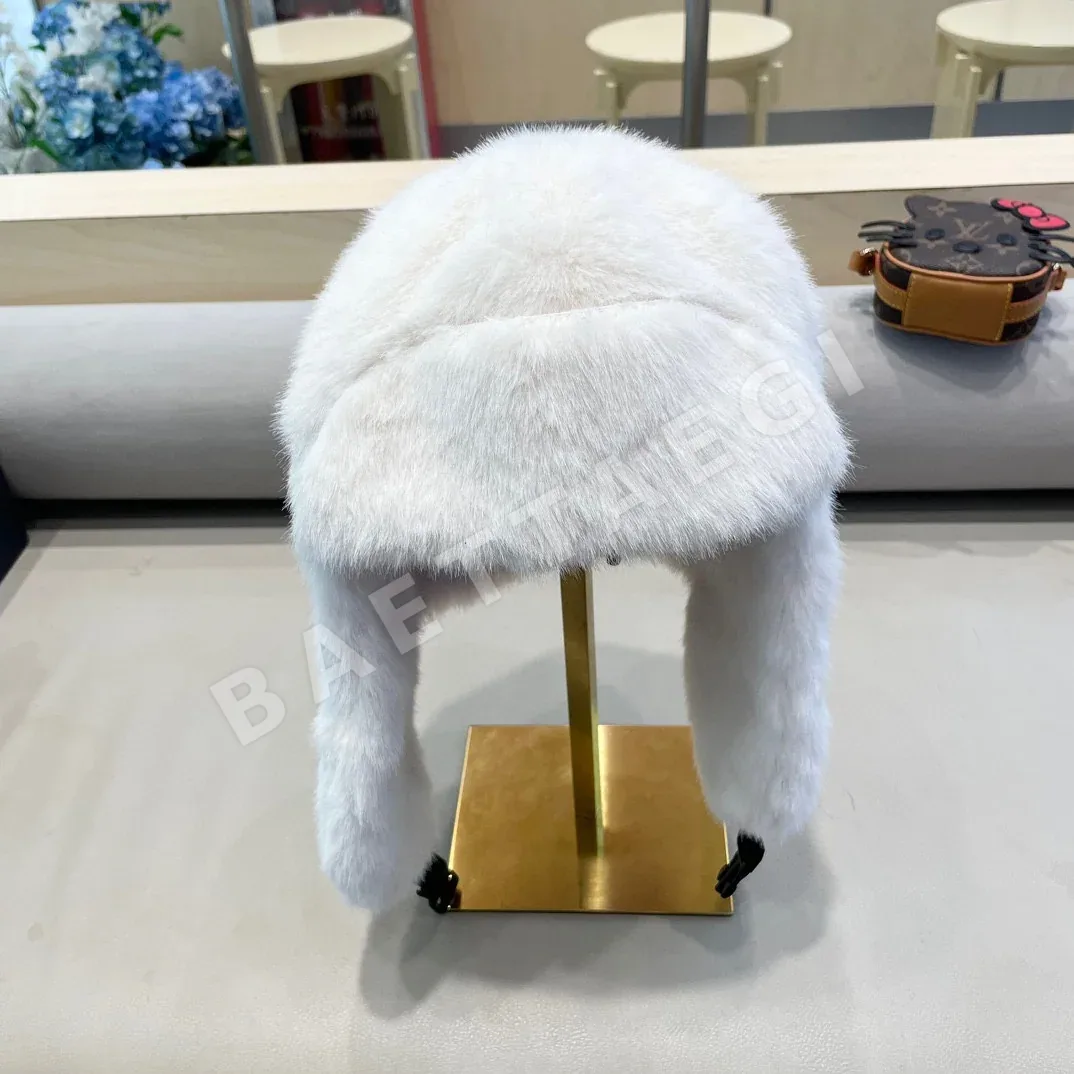 몽클레르 플러시 귀마개 모자 상세 이미지 10