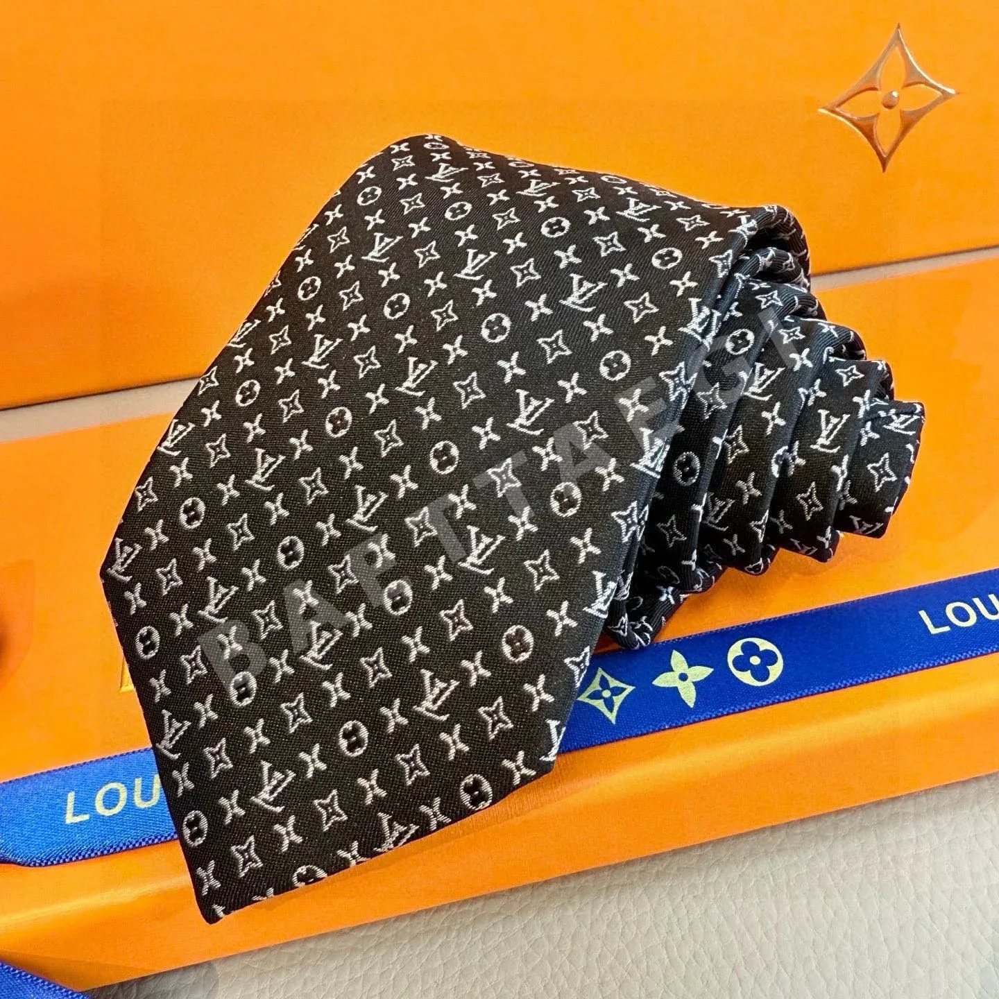 루이비통 넥타이 90226 Louis Vuitton Accessories 상세 이미지 2