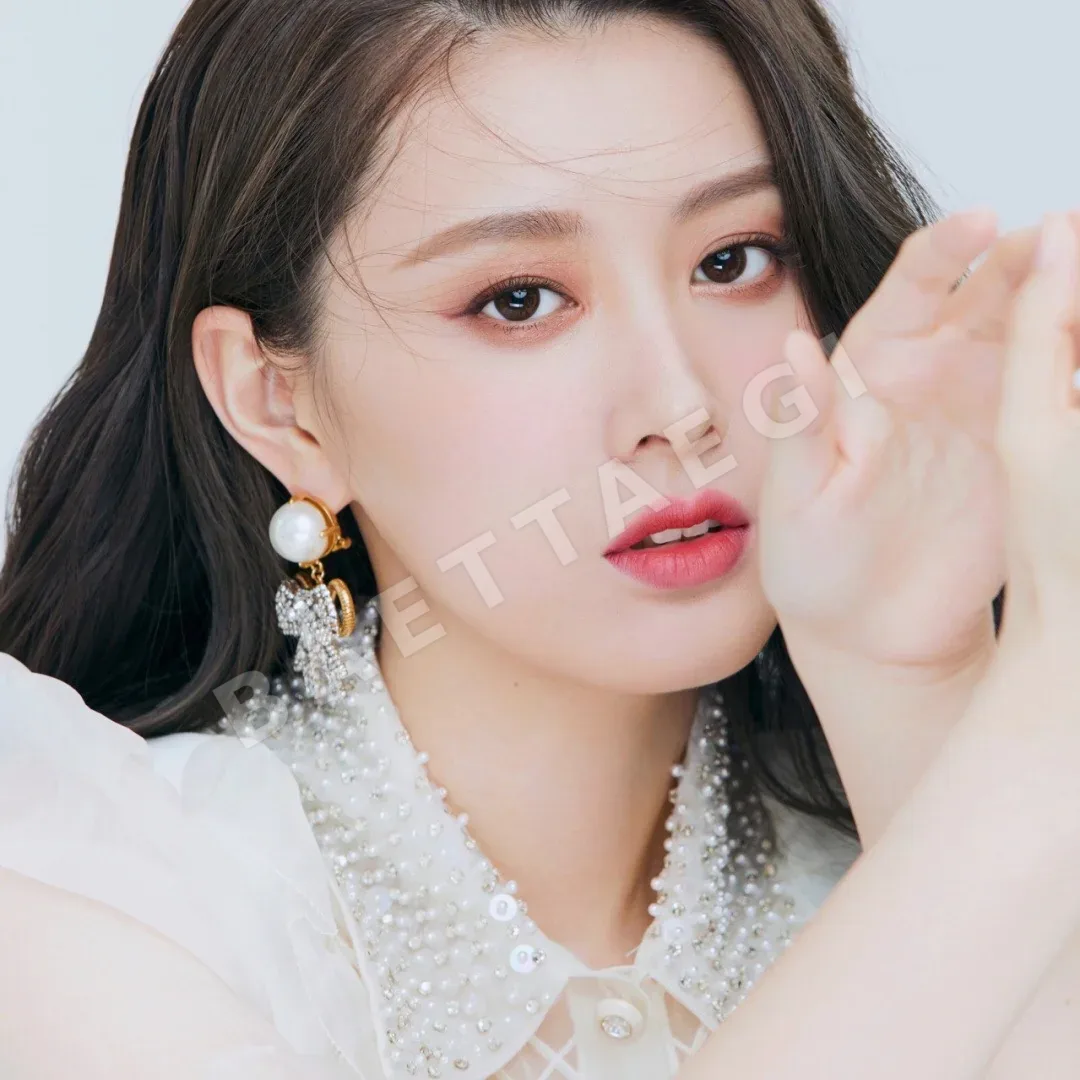 미우미우 리본 이어클립 귀걸이 상세 이미지 4