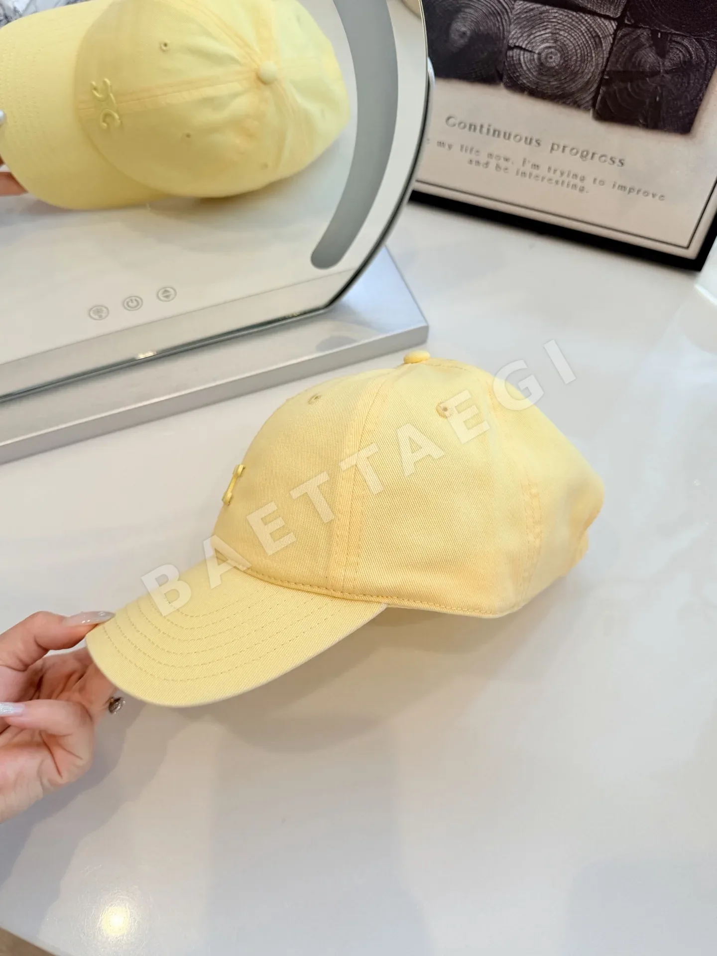 셀린느 키릴 문자 자수 워시드 면 야구모자 상세 이미지 5