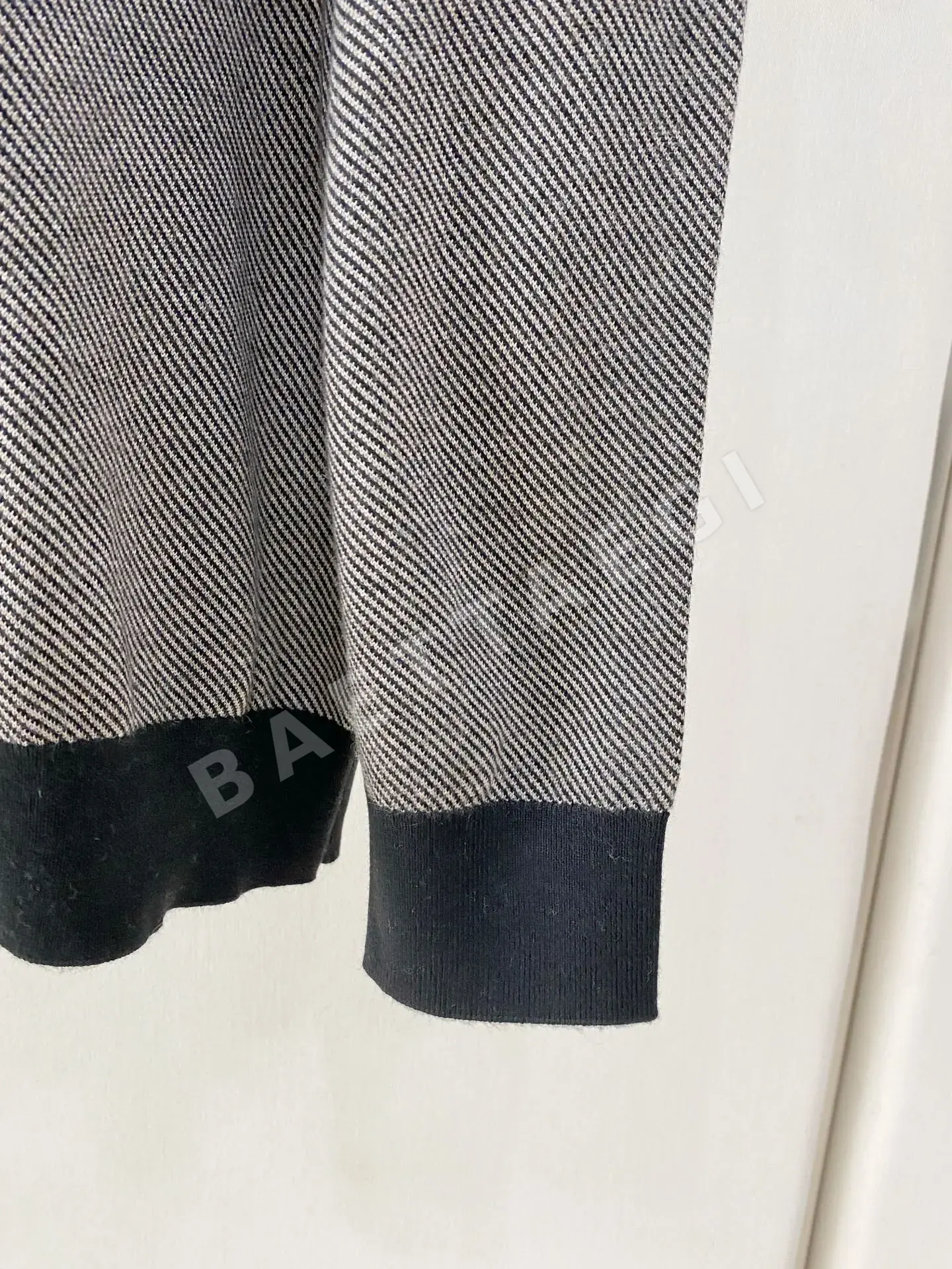 로로피아나 울 캐시미어 혼방 남성 긴팔 티셔츠 상세 이미지 7