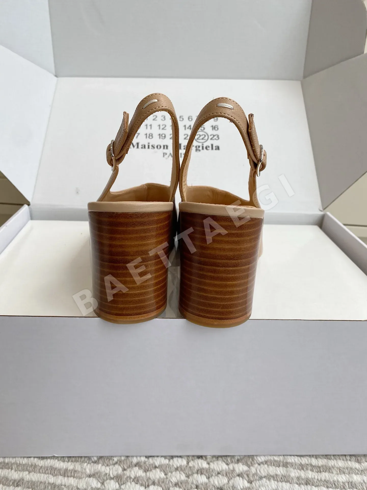 마르지엘라 MM6 타비 오픈힐 웨지 샌들 상세 이미지 8
