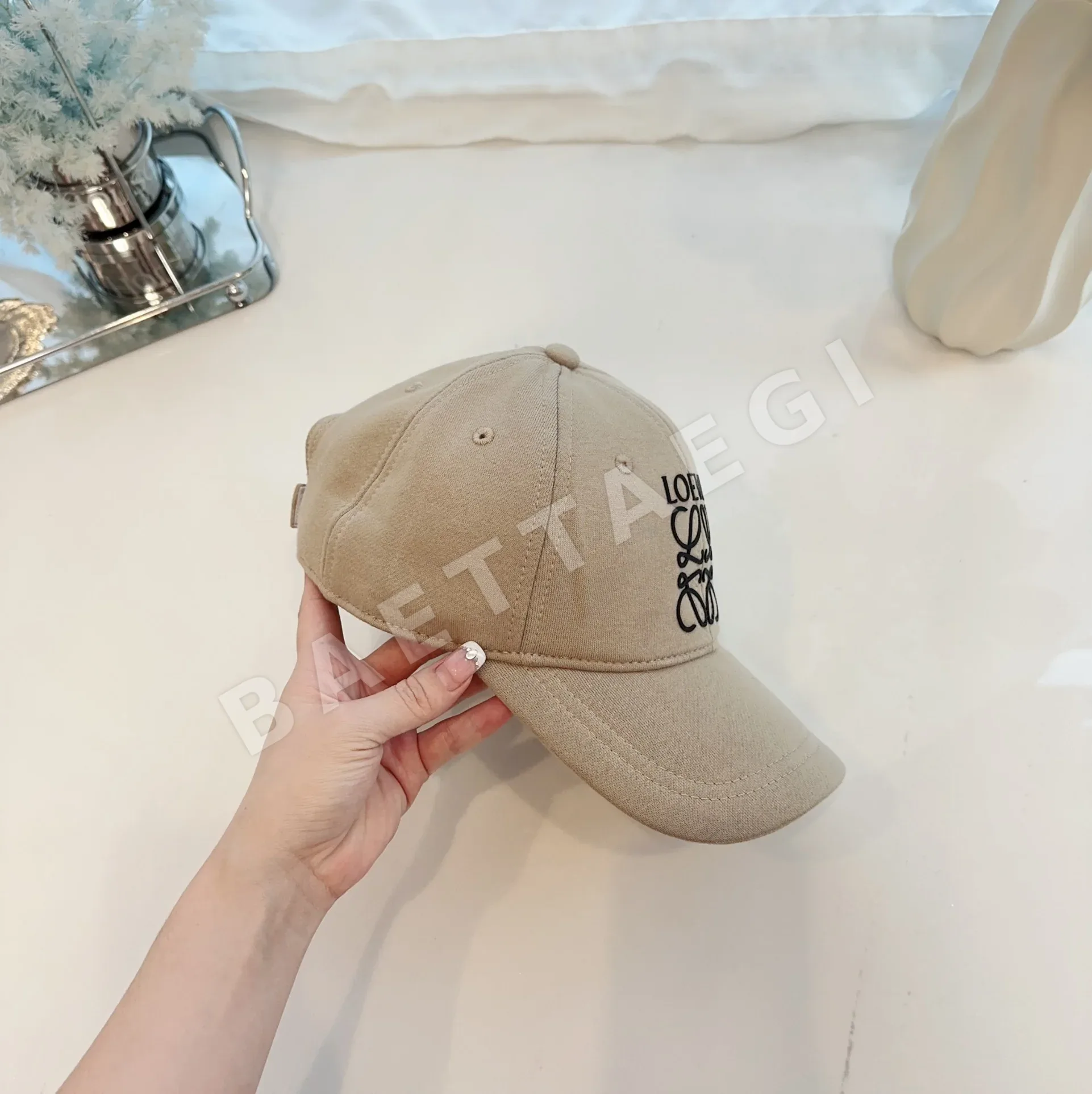 로에베 레터링 포인트 야구모자 상세 이미지 6