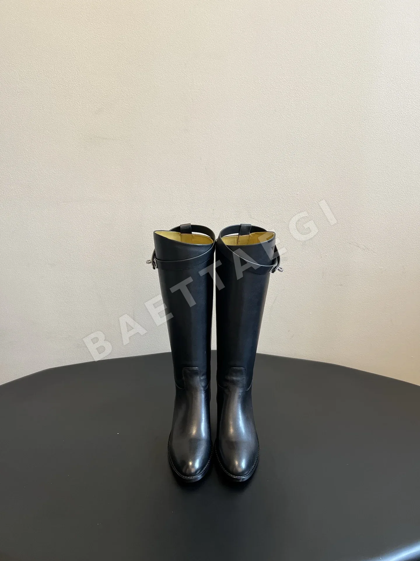 에르메스 부츠 가죽 메탈 버클 스트랩 178895