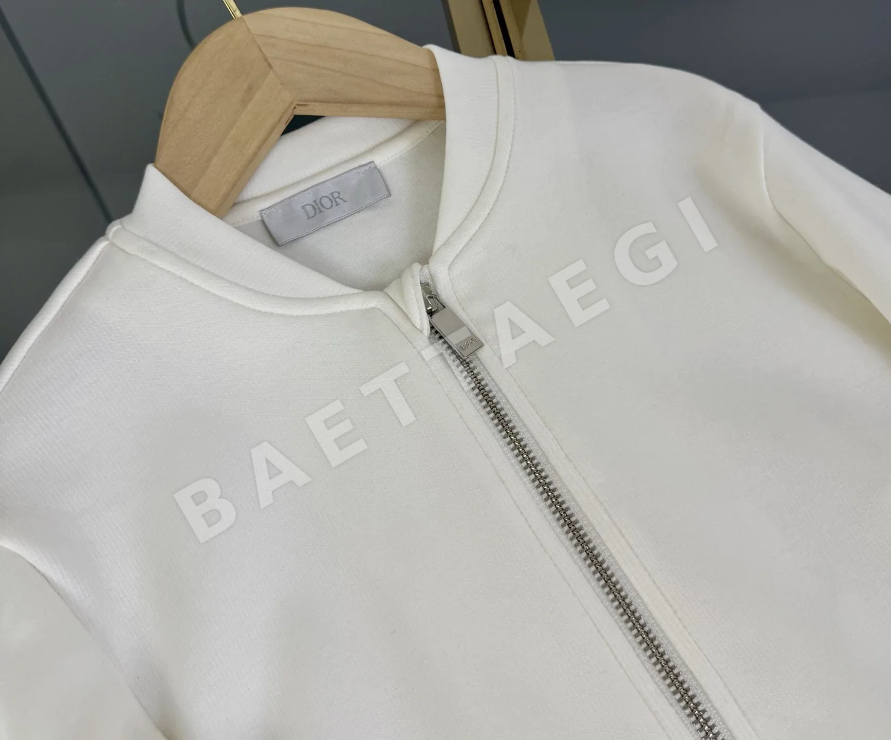 디올 키즈 베이스볼 카라 지퍼 세트 남아 여아용 상세 이미지 4