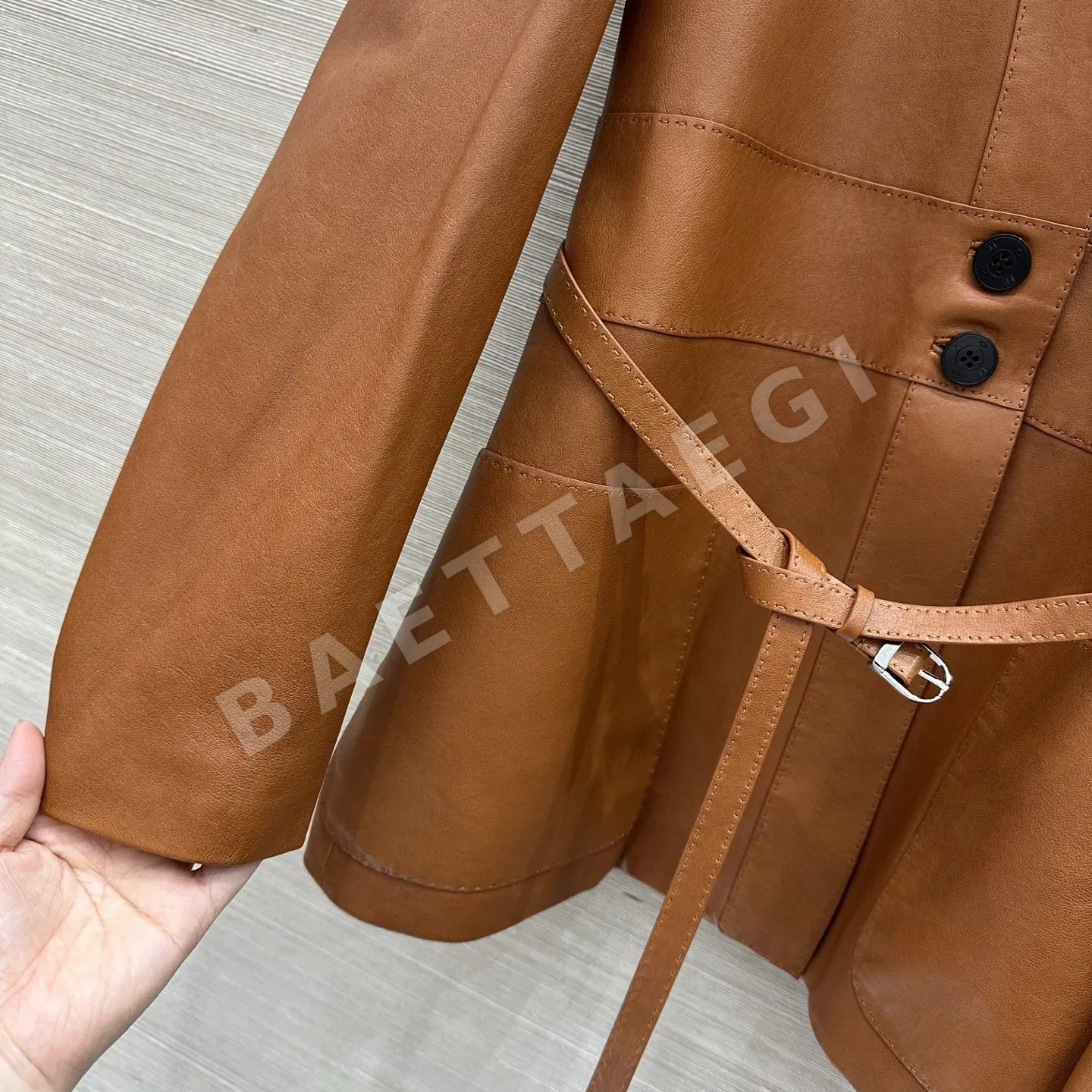 에르메스 왁스 램스킨 벨트 자켓 상세 이미지 6