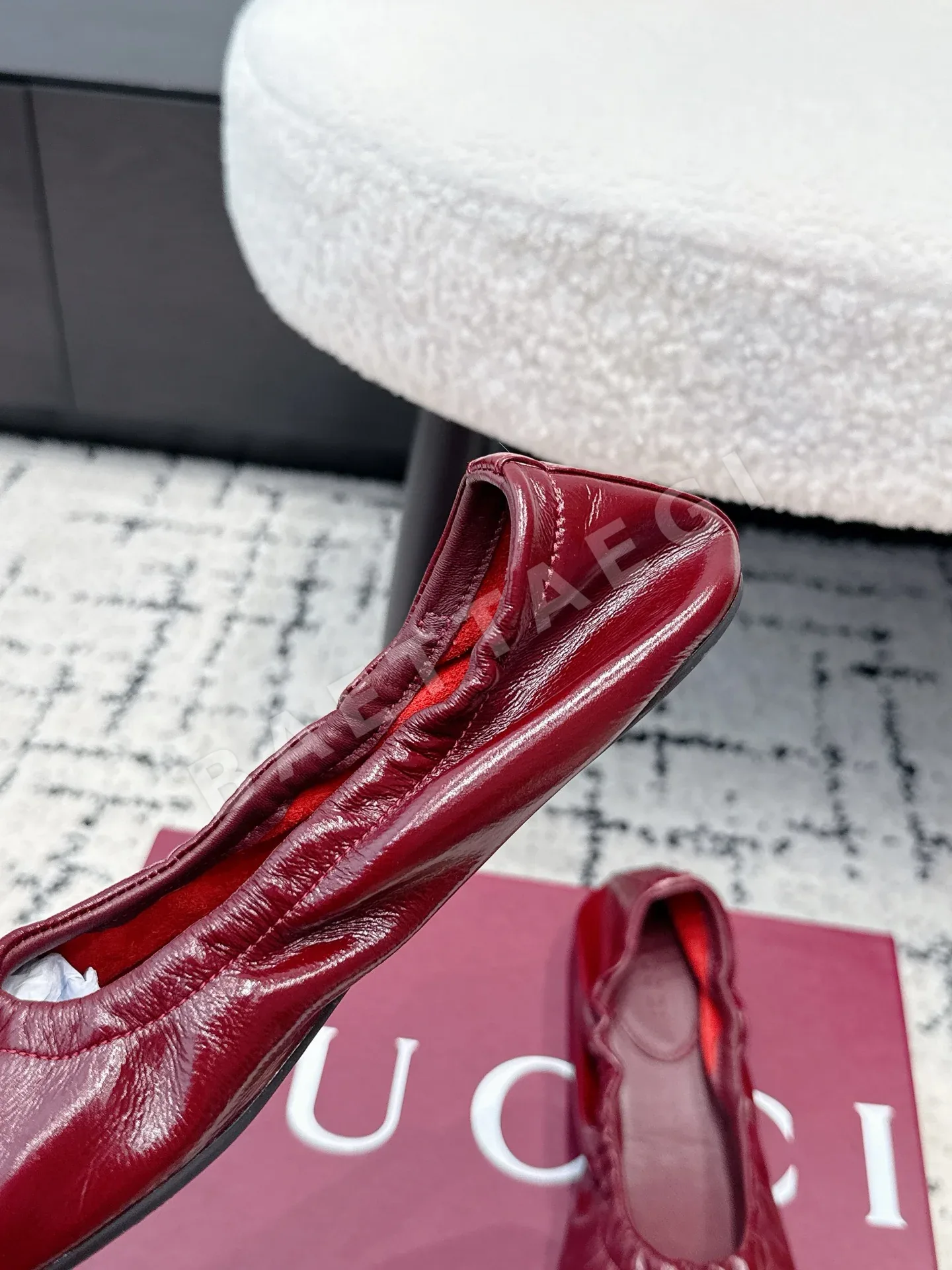 구찌 프리마 메탈 호스빗 플랫 슈즈 상세 이미지 7