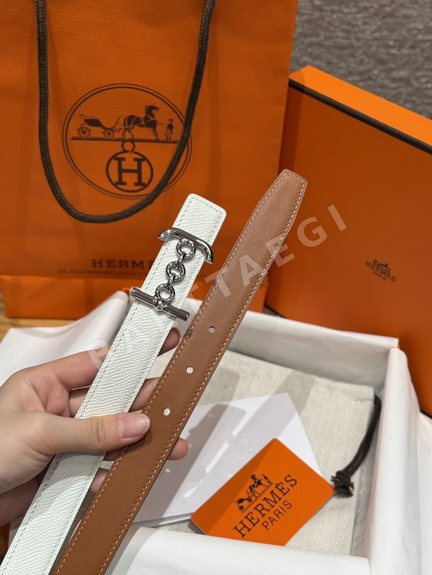 에르메스 H 버클 스위프트 양면 가죽 벨트 상세 이미지 3