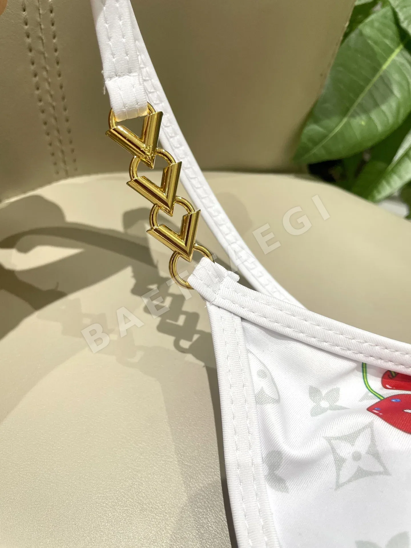 루이비통 여성 비키니 수영복 상세 이미지 12