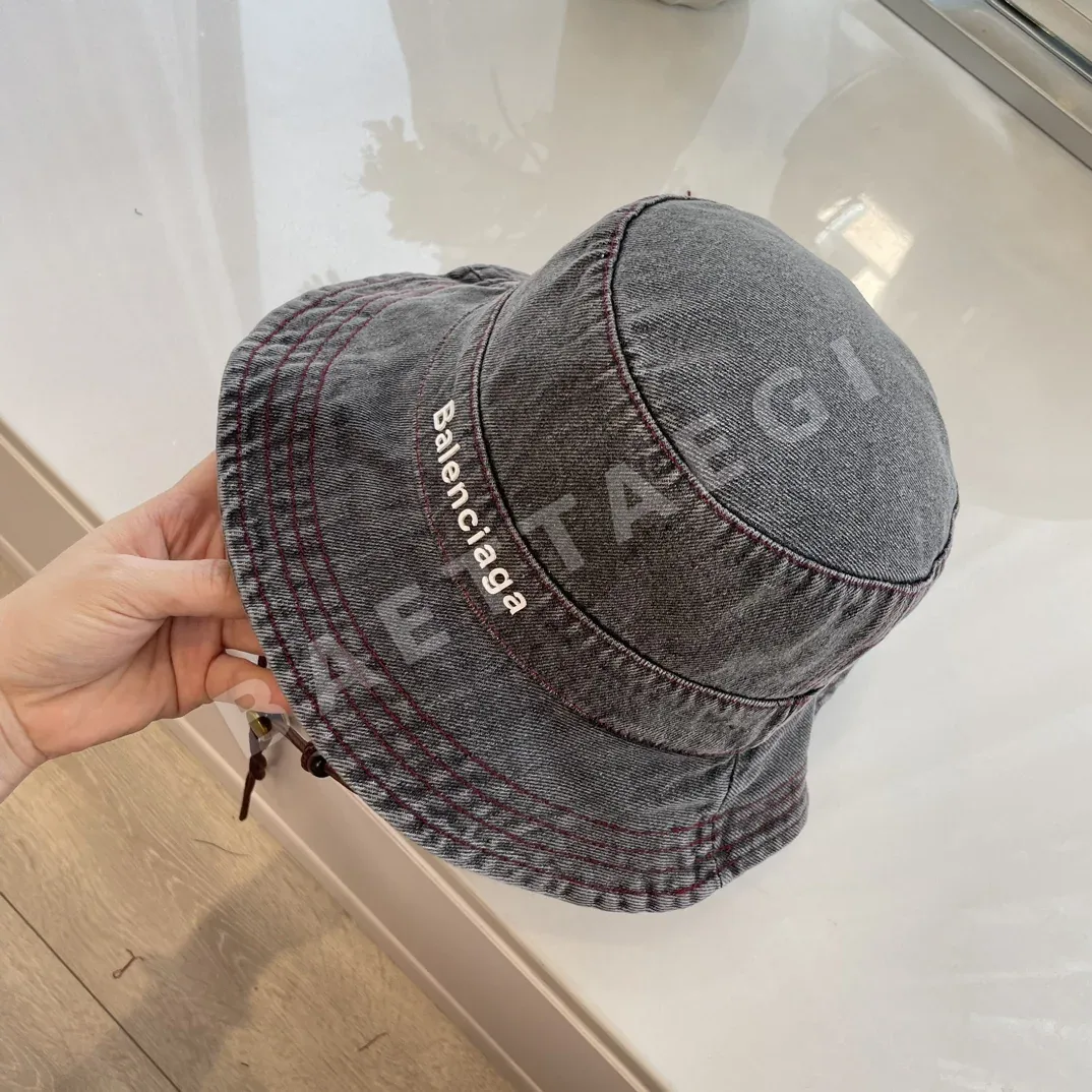 발렌시아가 데님 버킷 햇 상세 이미지 3