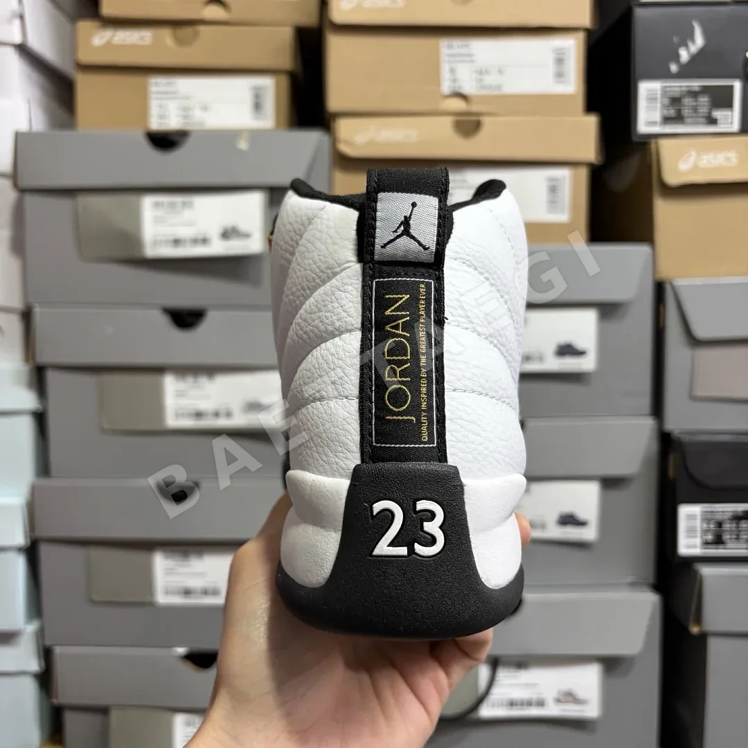 나이키 [EG] CT8013-170 201480 Nike Royalty Taxi 상세 이미지 6
