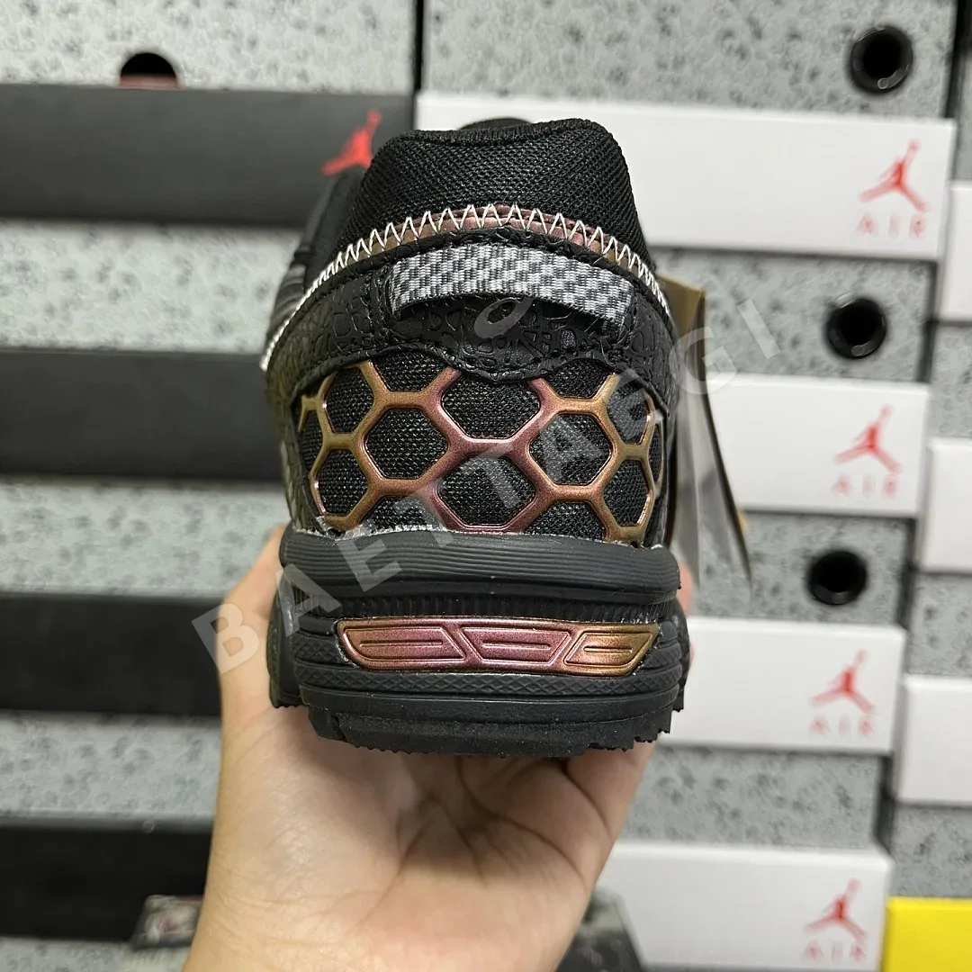 아식스 [XY] 젤 카하나 8 1011B109-005 200336 Asics Gel-Kahana 8 상세 이미지 4