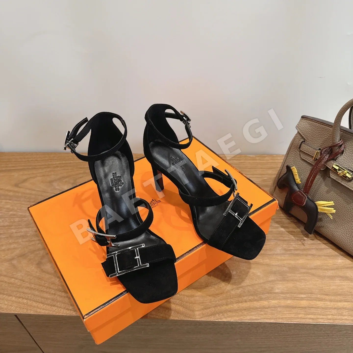 에르메스 리브 90 샌들(Hermès Liv 90 Sandal) 상세 이미지 5