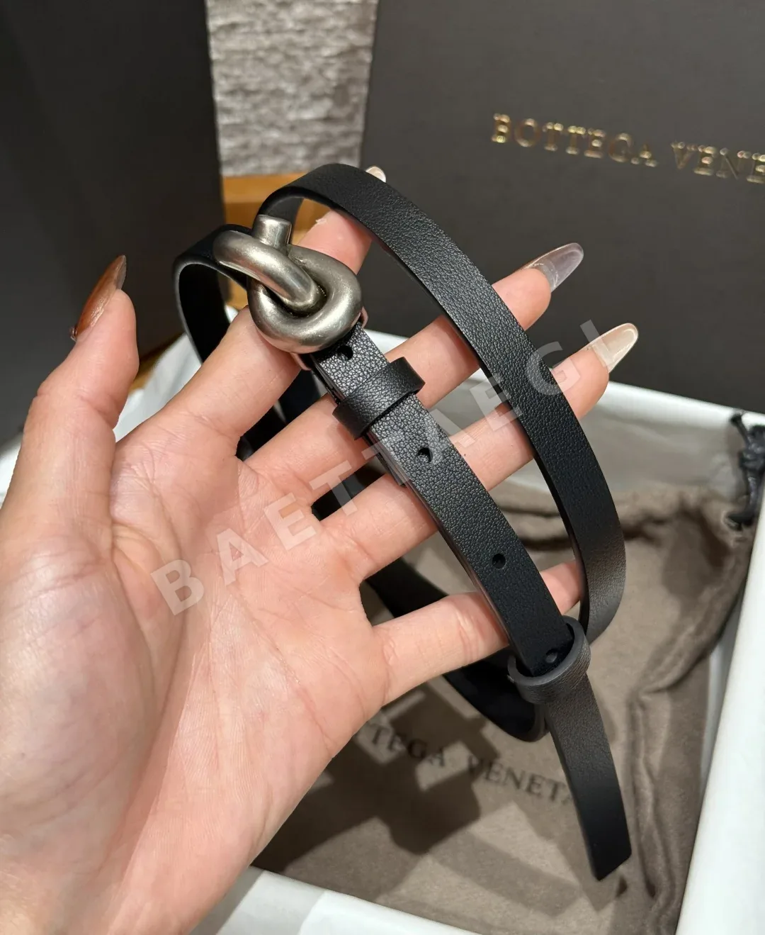 보테가베네타 노트 소가죽 실버장식 벨트 상세 이미지 4