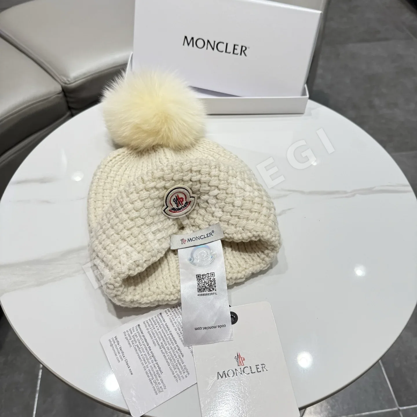 몽클레르 니트 모자 상세 이미지 9