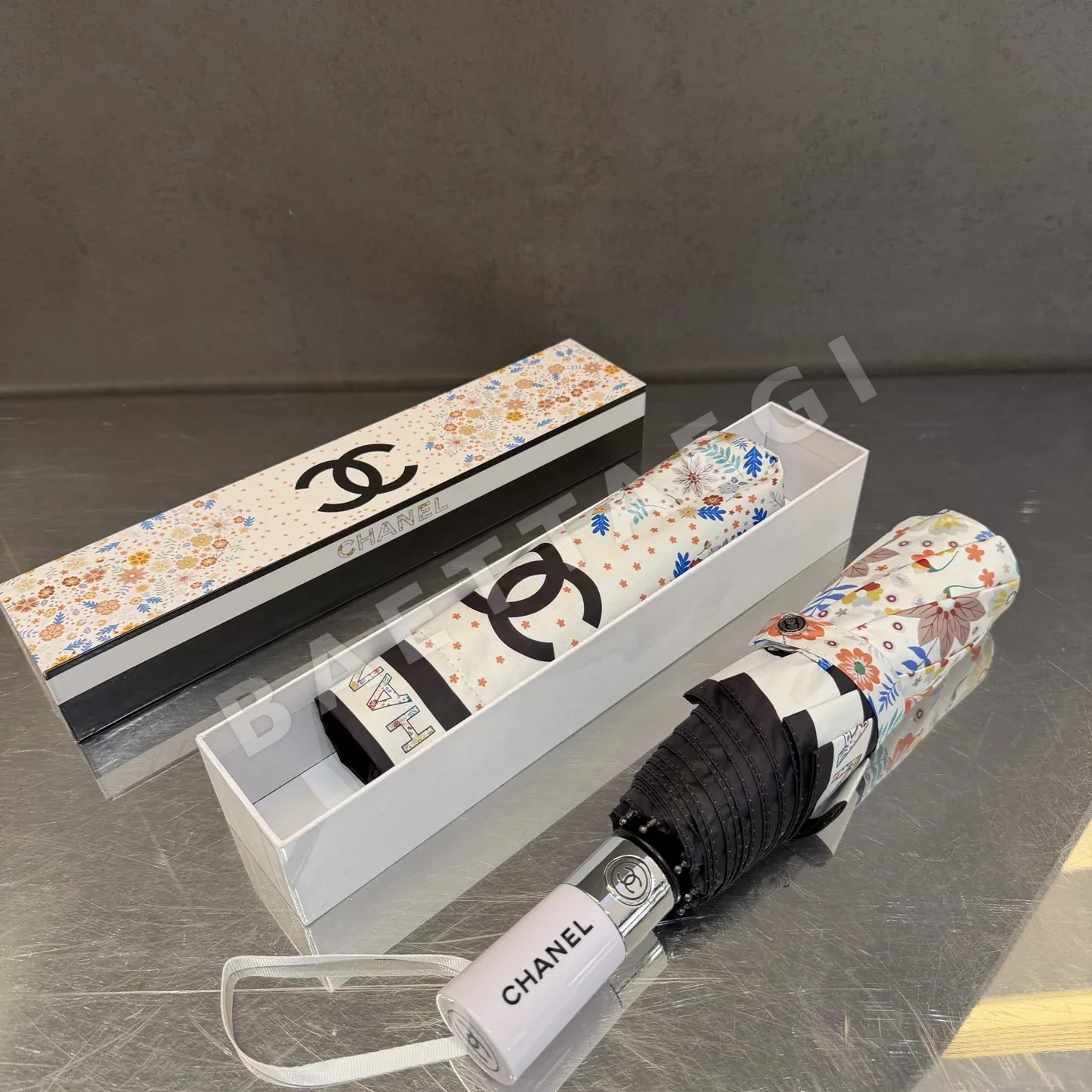 샤넬 우산 85447 Chanel Umbrella 상세 이미지 2