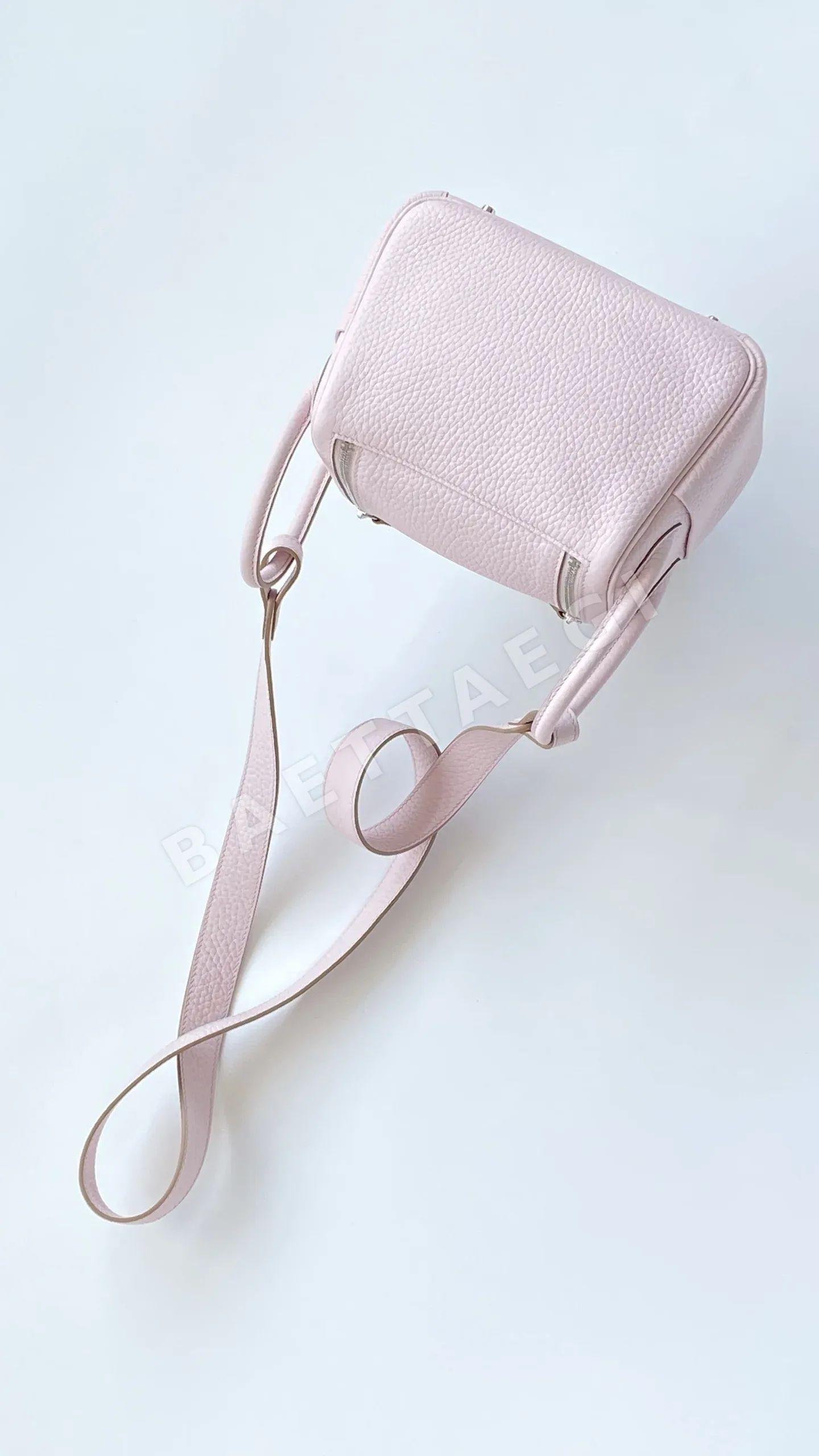 에르메스 컴팩트 통 모양 가방 상세 이미지 3