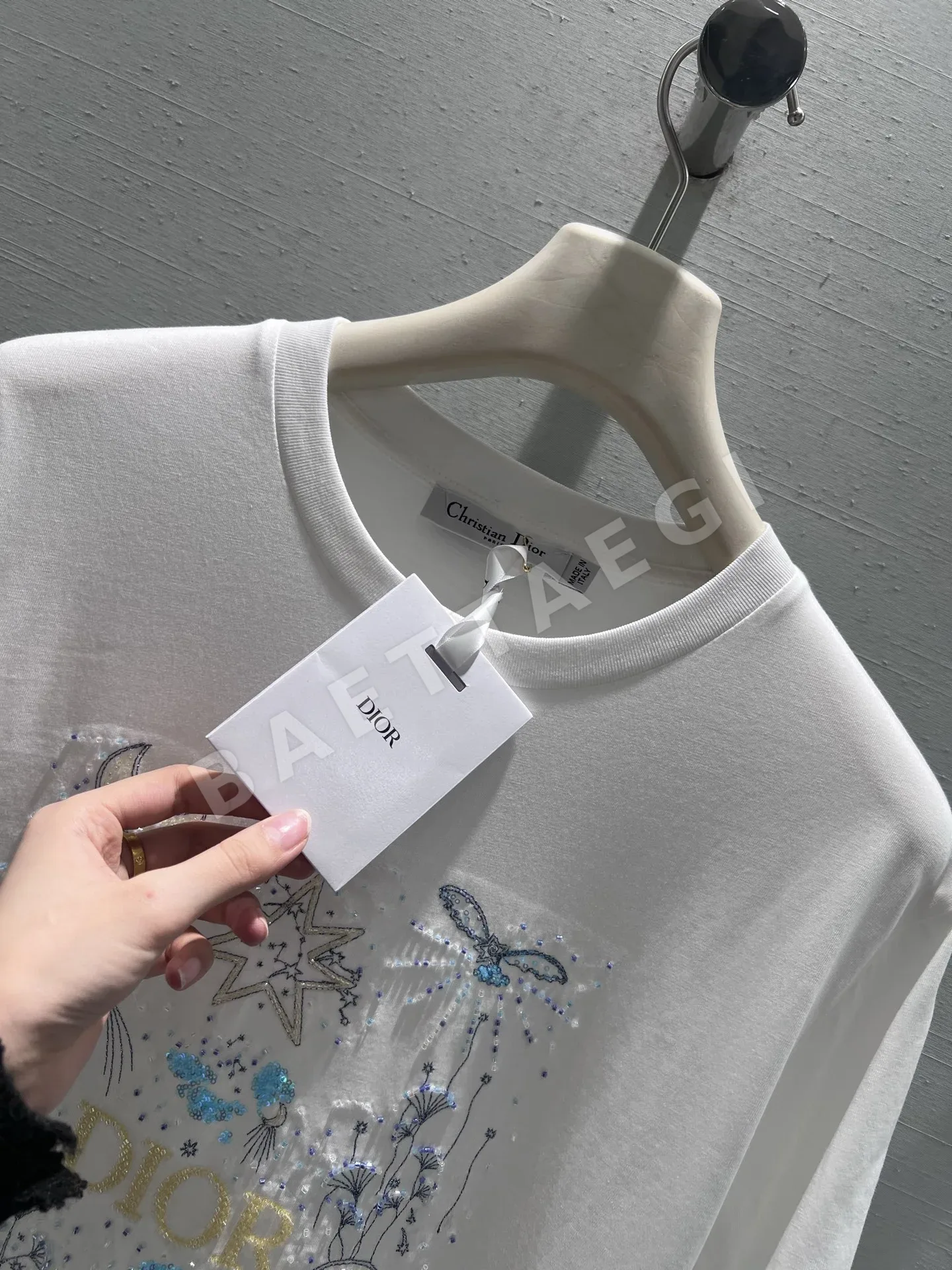 디올 별하늘 자수 여성 반팔 티셔츠 상세 이미지 8