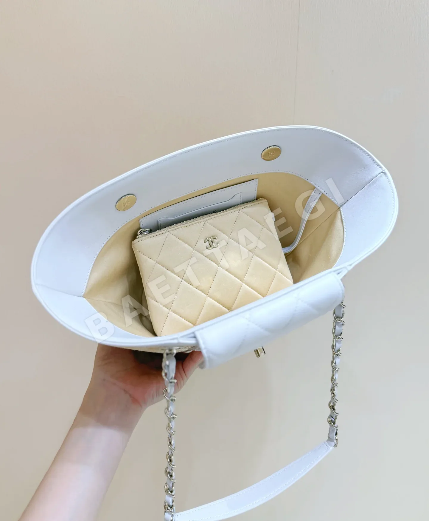 샤넬 가방 상세 이미지 4