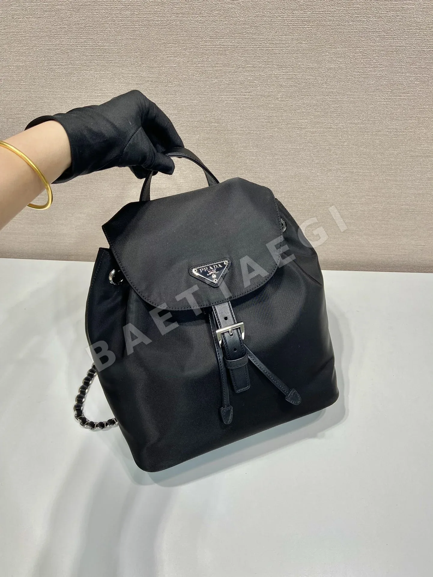 프라다 나일론 카프스킨 백팩 1BZ831 상세 이미지 2