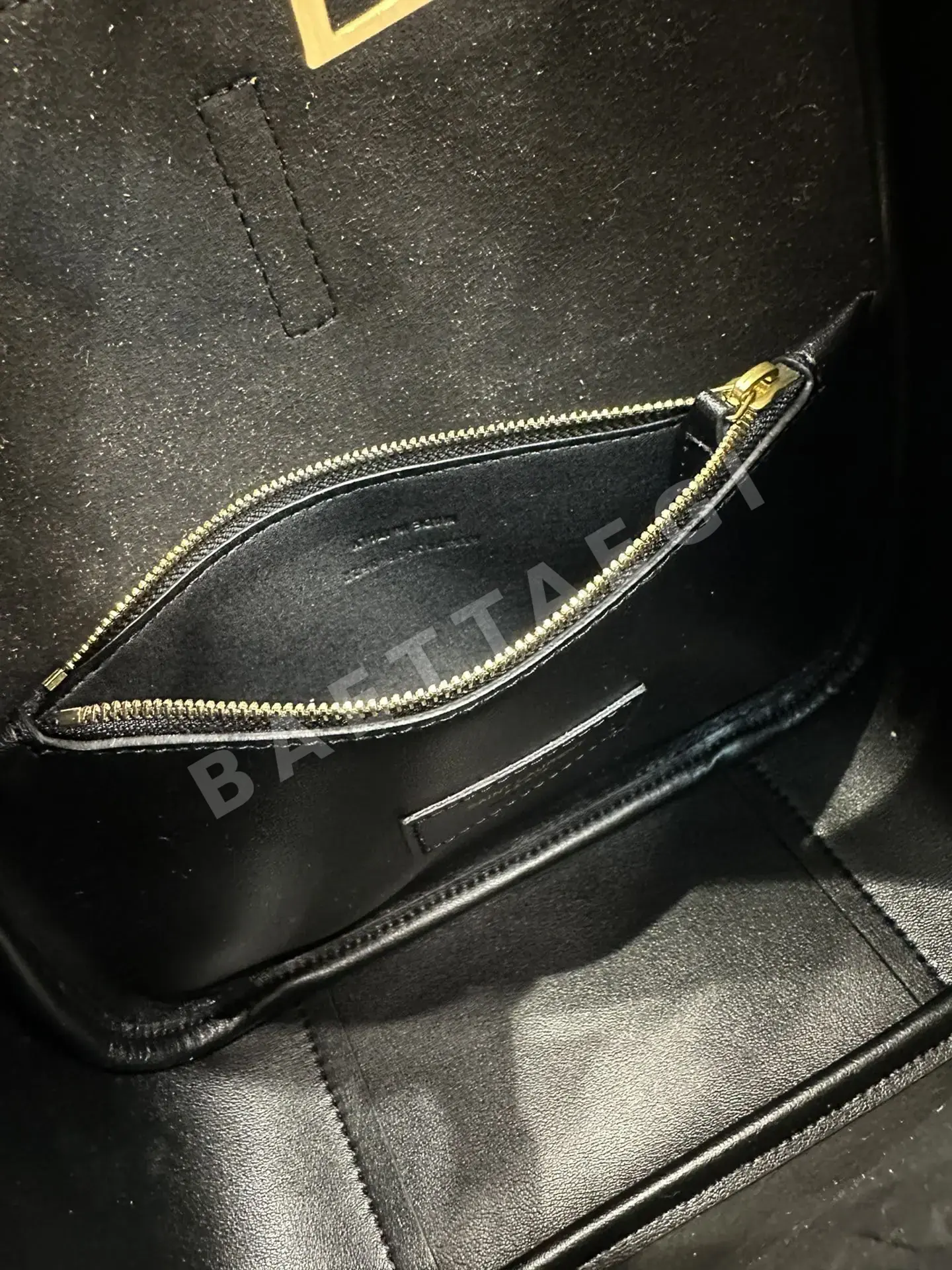 생로랑 빈티지 스타일 호보 가방 상세 이미지 8