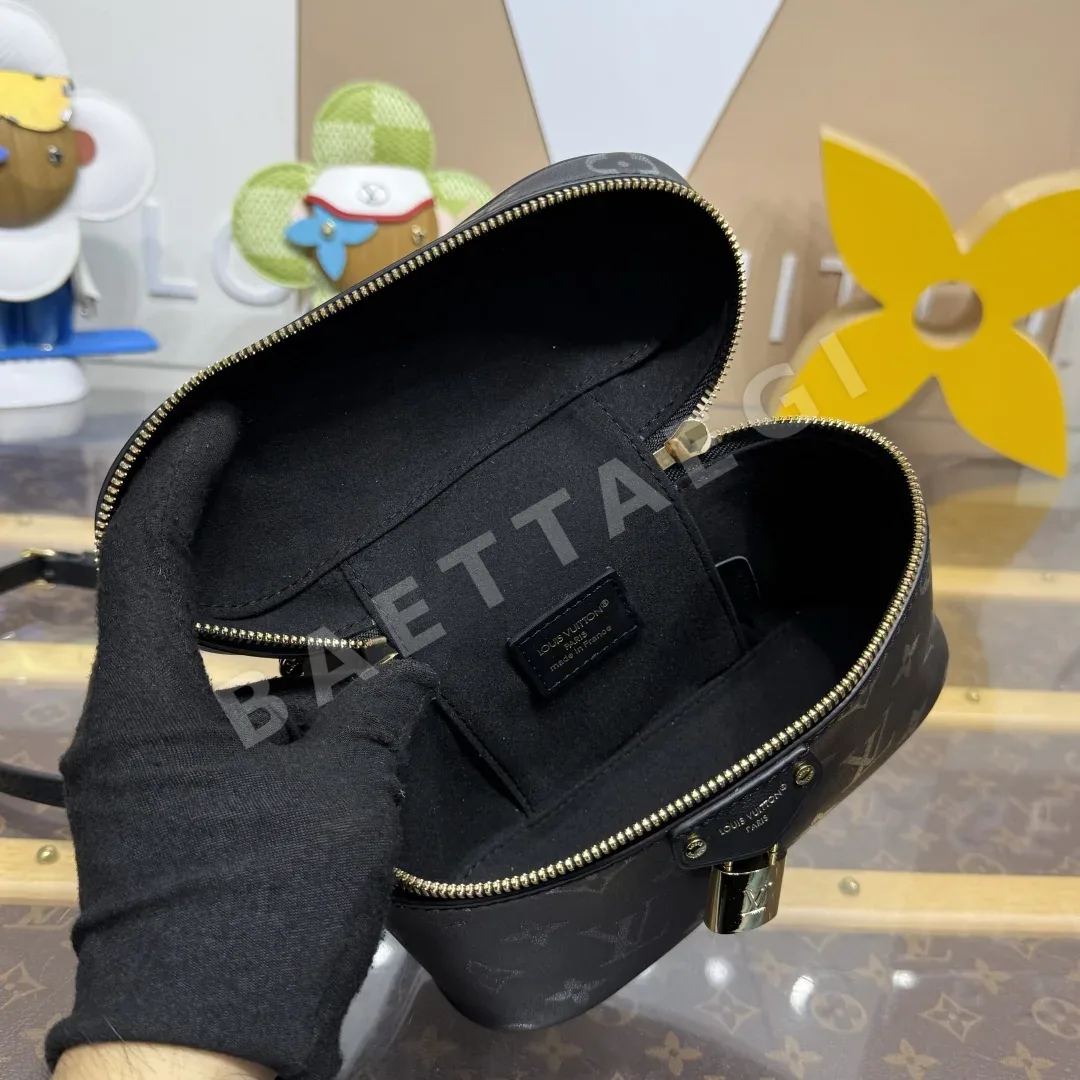 루이비통 베니티 체인 파우치 M47125 상세 이미지 9