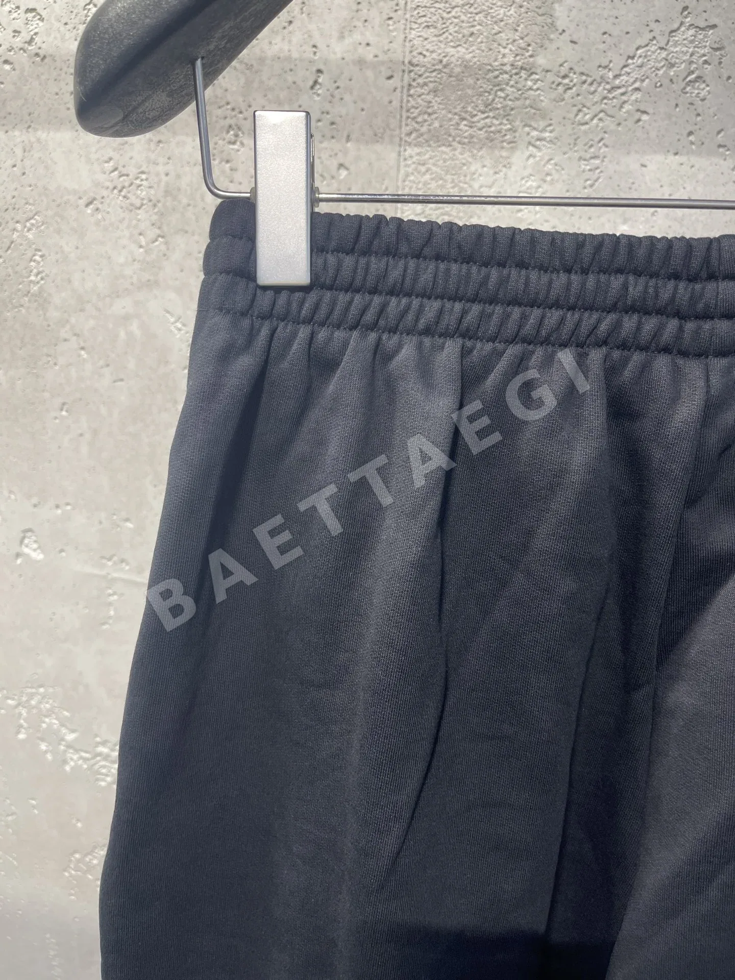 발렌시아가 남성 반바지 상세 이미지 9