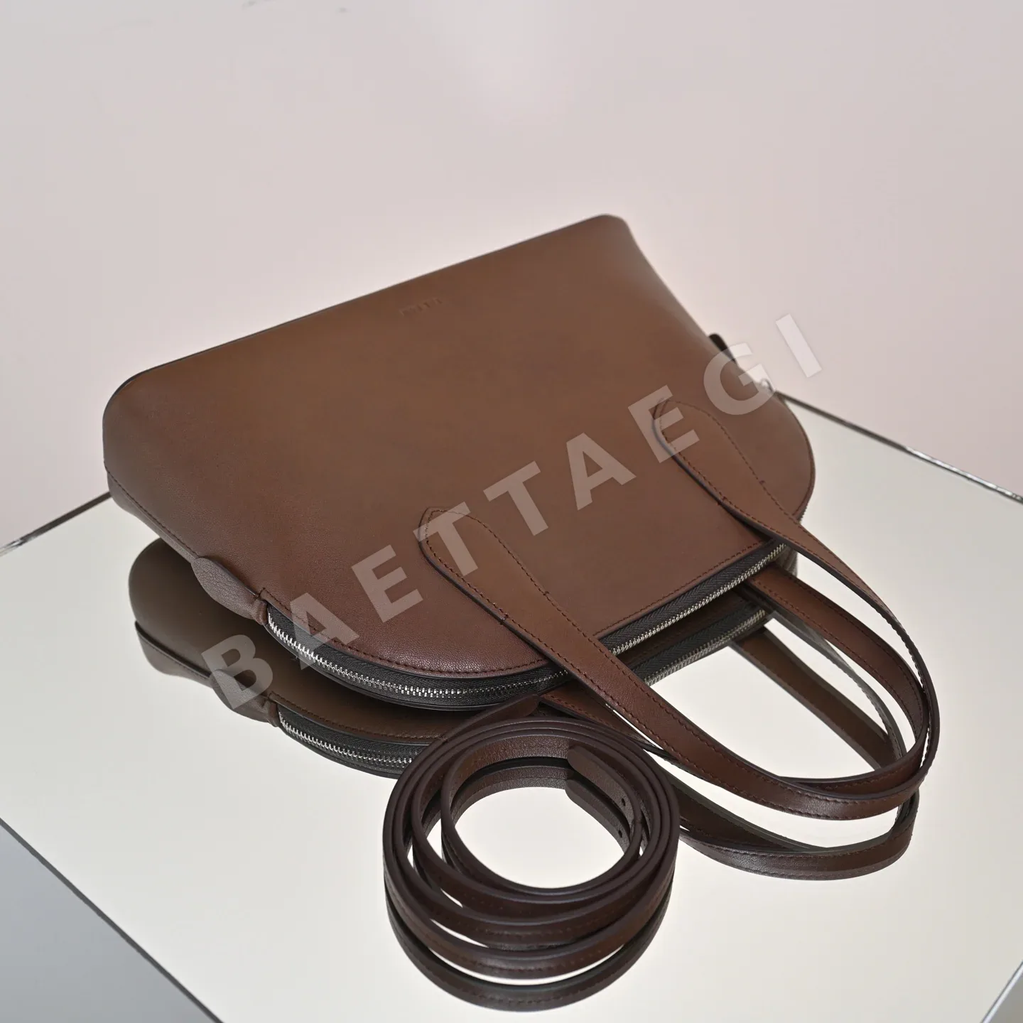 더로우 가방 상세 이미지 5