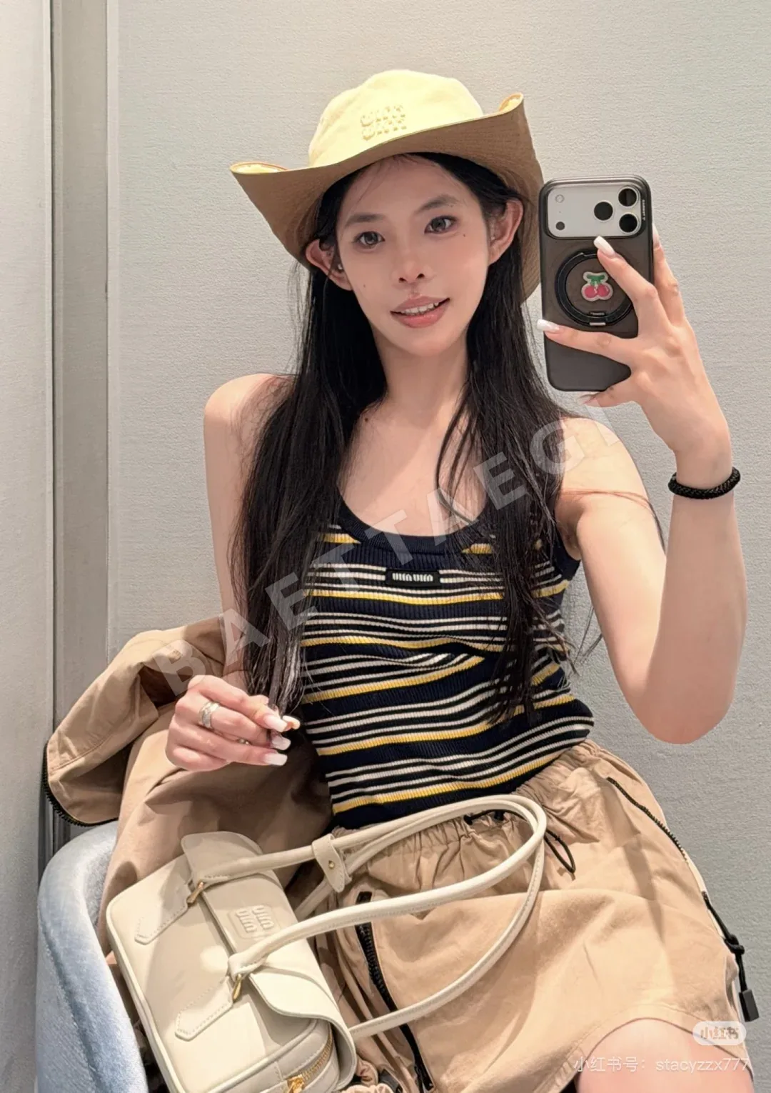 미우미우 카키 컬러 스탠드카라 긴팔 재킷 상세 이미지 8