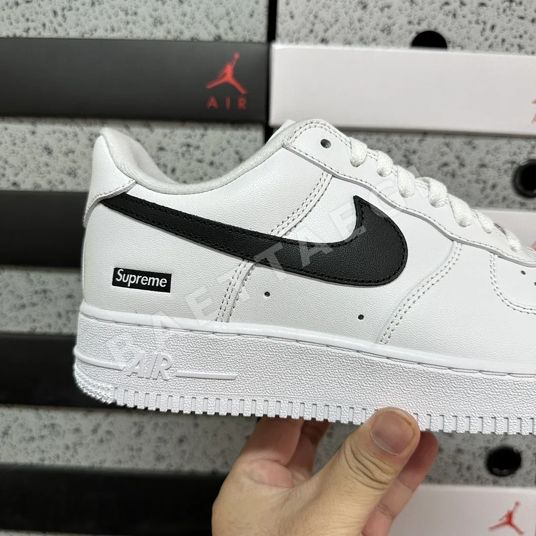 나이키 [G] 에어 포스 1 로우 CU9225-102 201031 Nike Air Force 1 Low Supreme White Black 상세 이미지 7