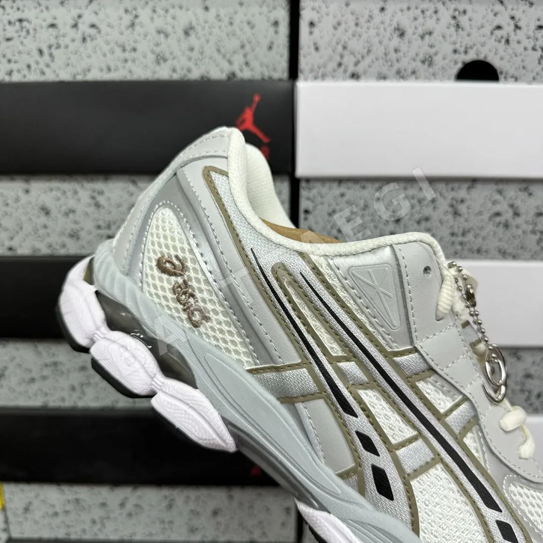 아식스 [GX] 젤 NYC 2055 1203A542-100 200526 Asics Gel-NYC 2055 Cream Pure Silver 상세 이미지 6