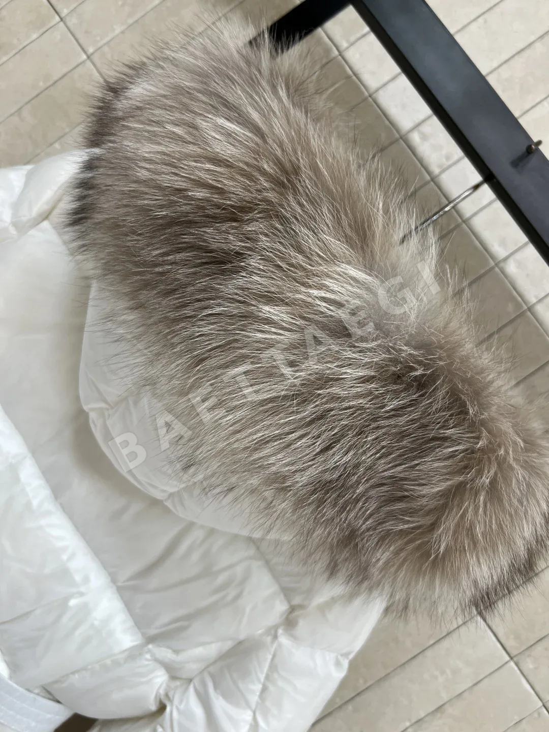 몽클레르 보에드 숏 패딩 점퍼 상세 이미지 8