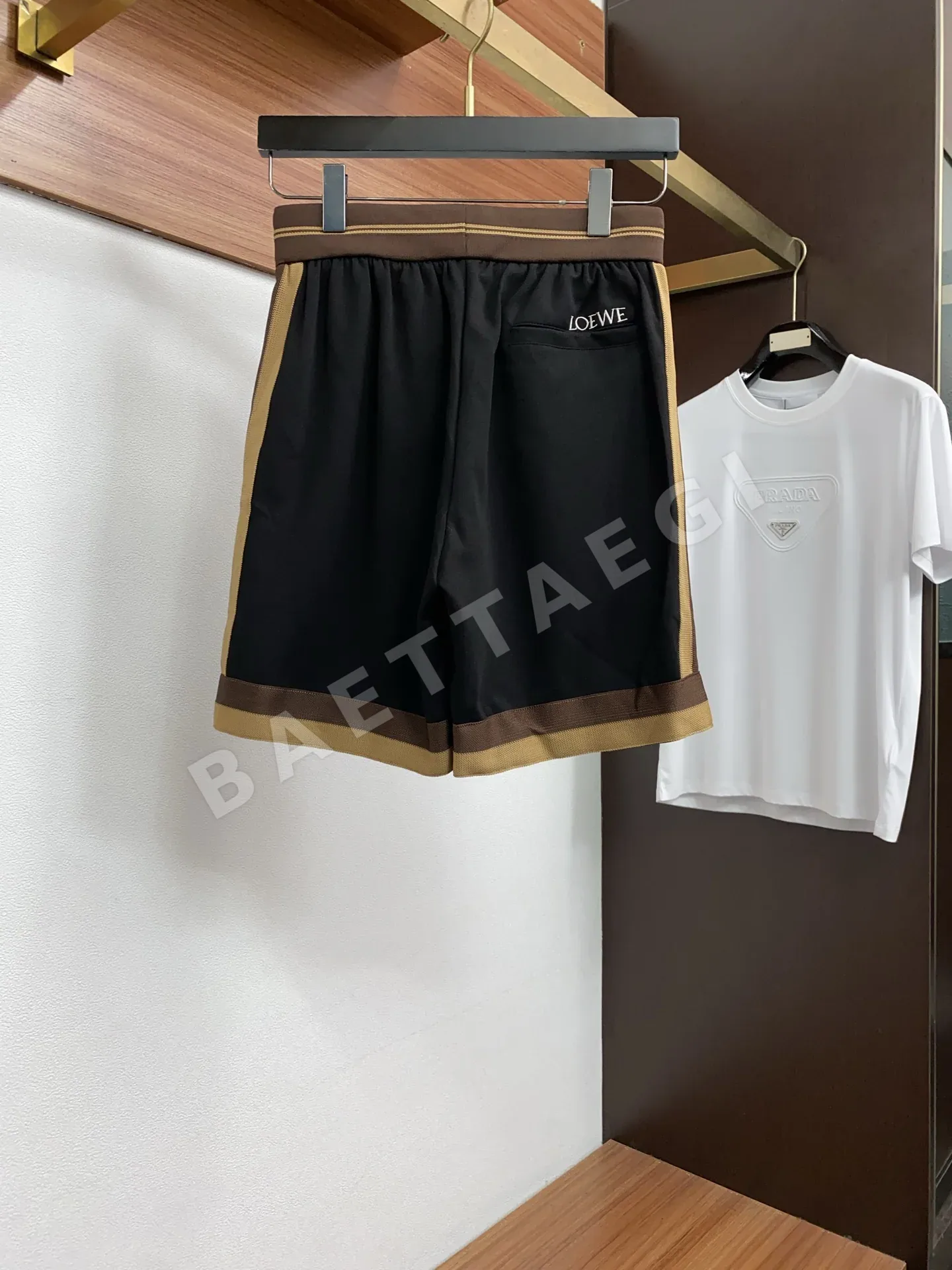 로에베 남성 스트레치 코튼 반바지 상세 이미지 9