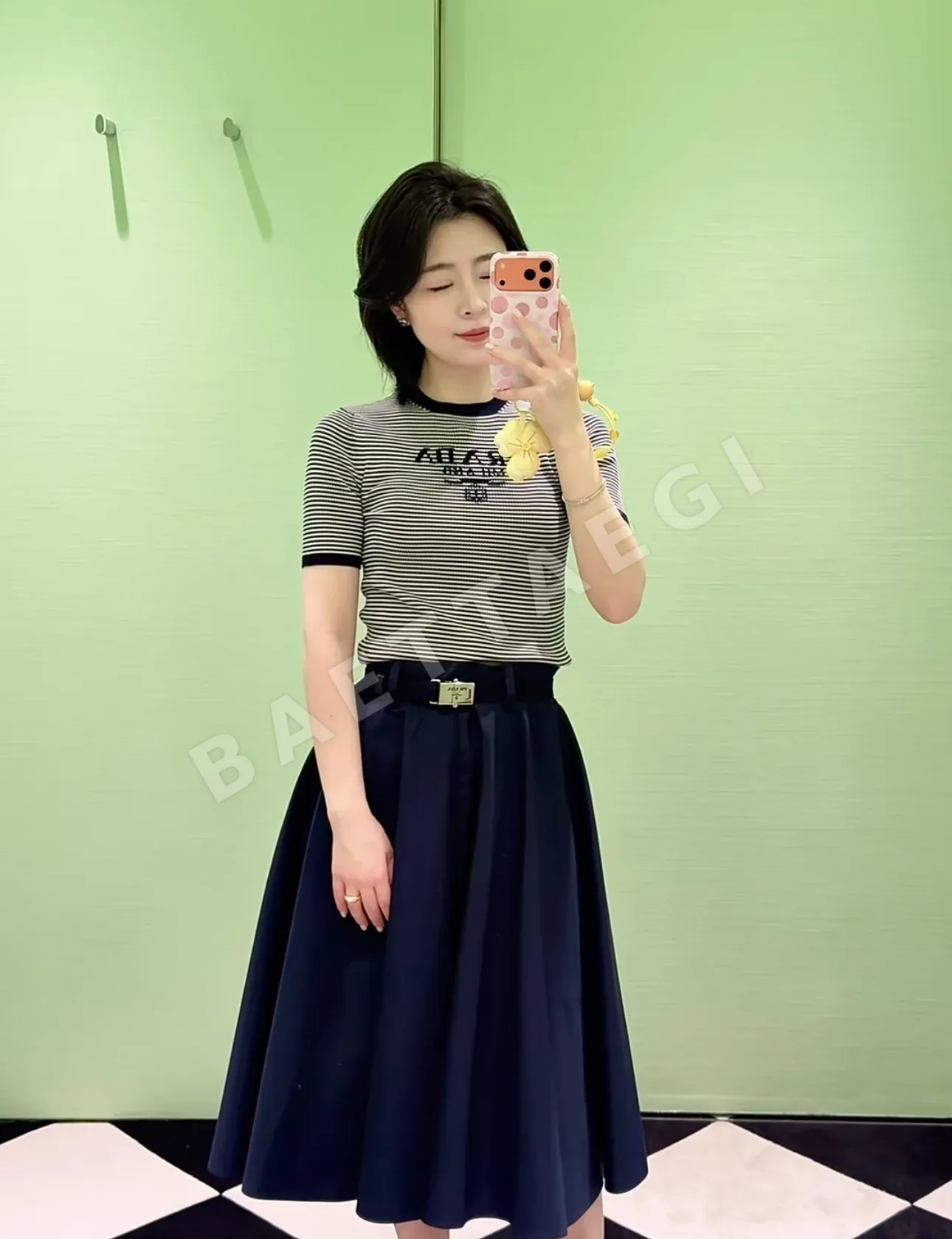 프라다 네이비 블루 하이웨스트 미디 스커트 상세 이미지 3