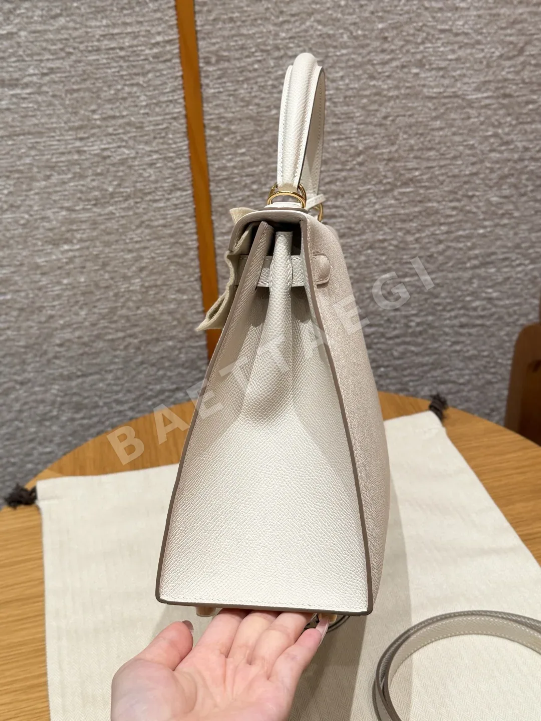 에르메스 켈리 28 cm 엡솜 가죽 가방 상세 이미지 4