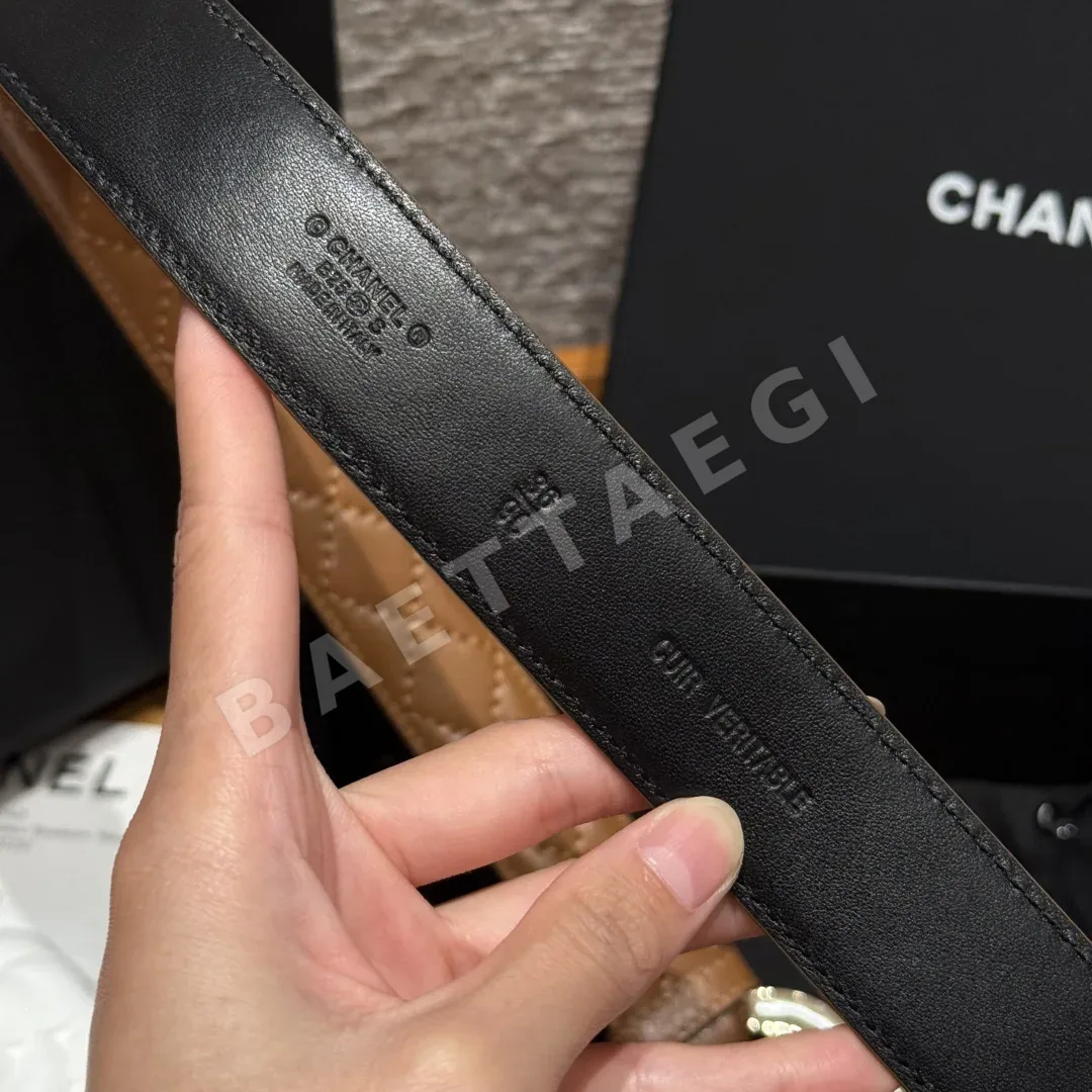 샤넬 더블 C 메탈 로고 램스킨 벨트 상세 이미지 8
