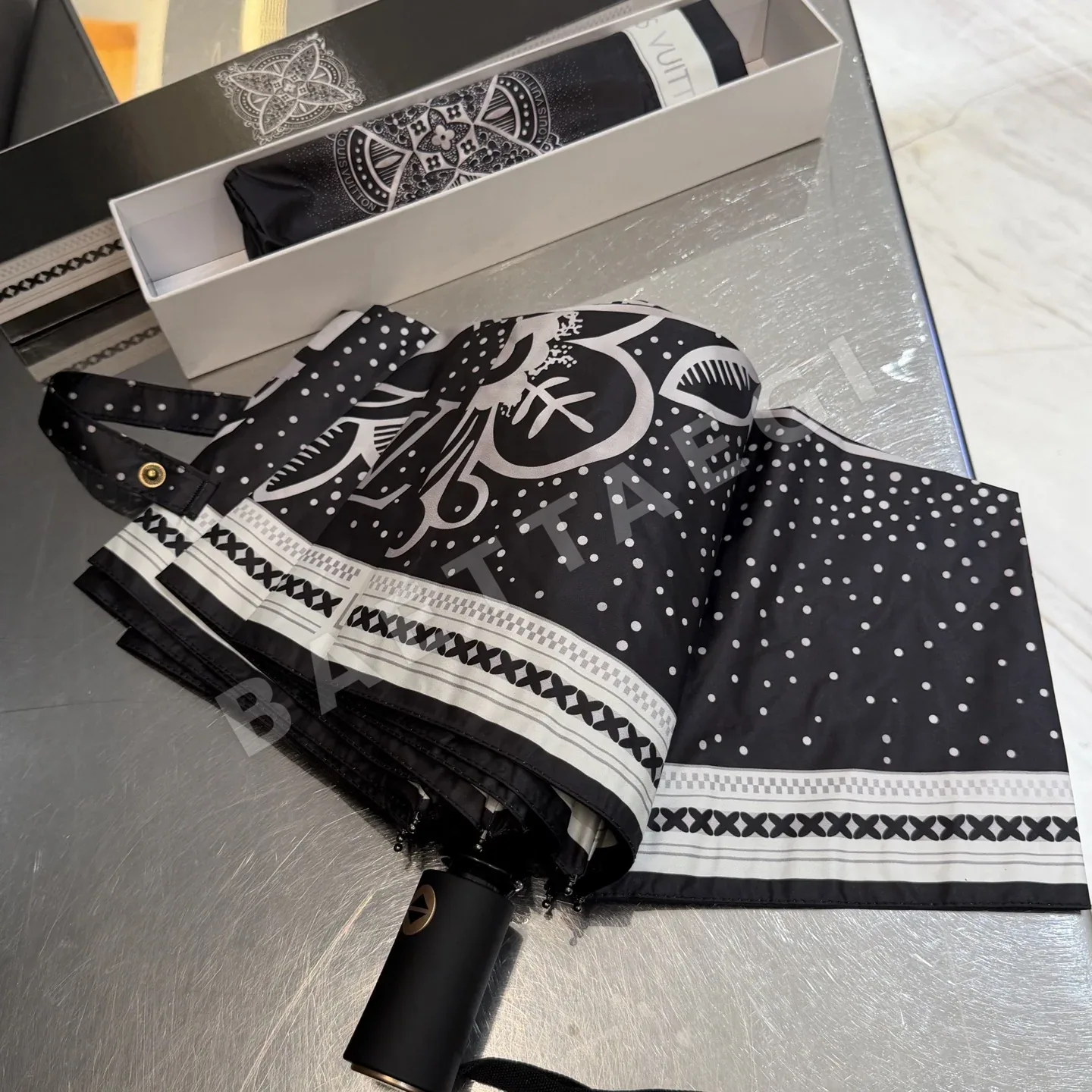 루이비통 우산 85751 Louis Vuitton Umbrella 상세 이미지 3