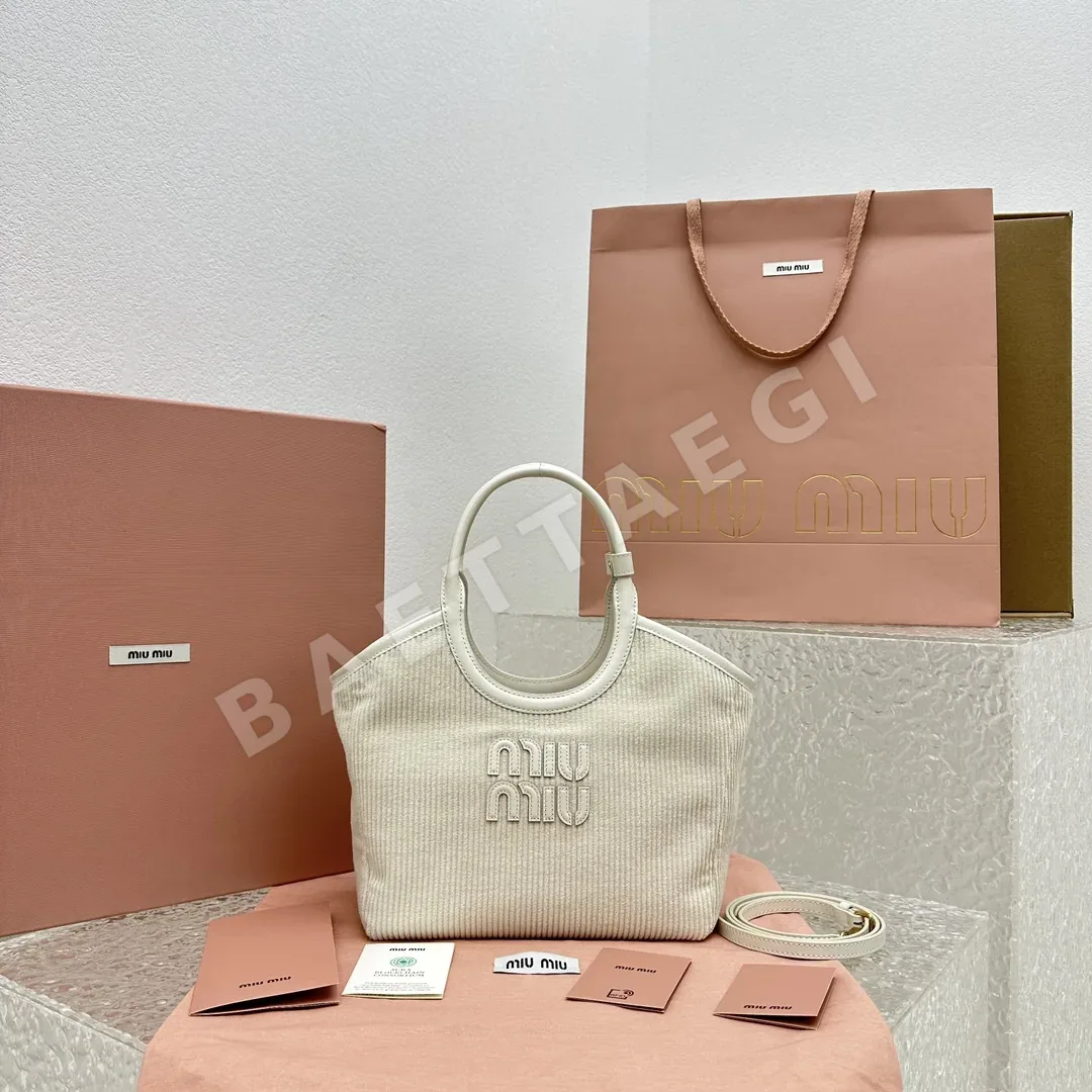 미우미우 가방 68170