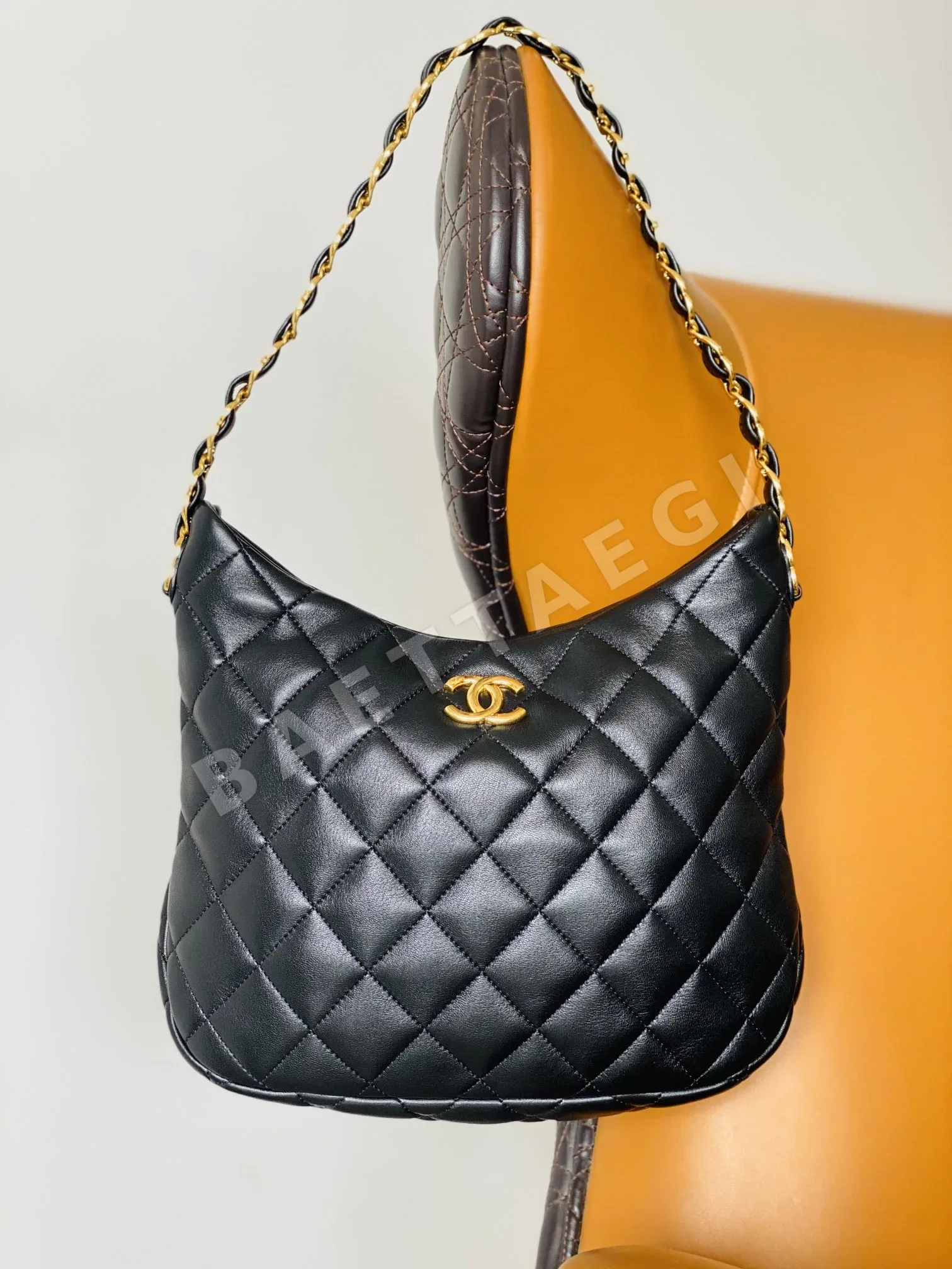 샤넬 대형 호보 히피 숄더백 상세 이미지 4
