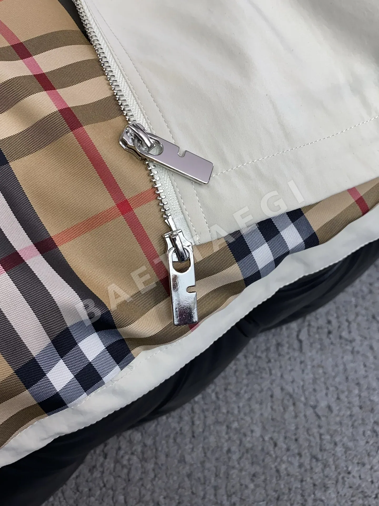 버버리 슬림핏 남성 캐주얼 재킷 P430 상세 이미지 8