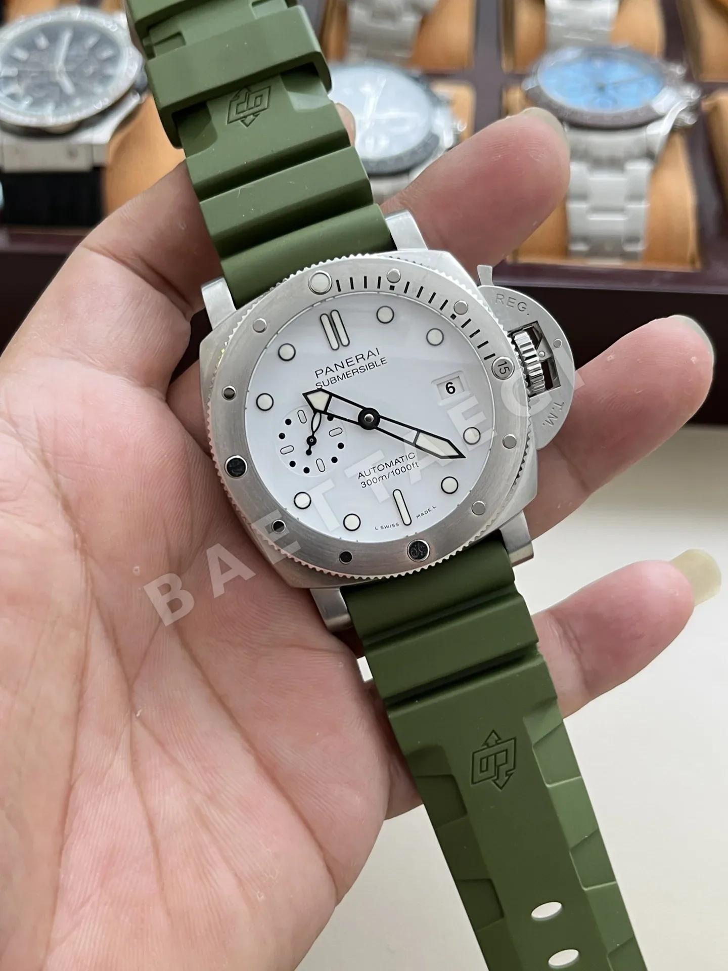 파네라이 PAM1226 자동 시계 상세 이미지 3
