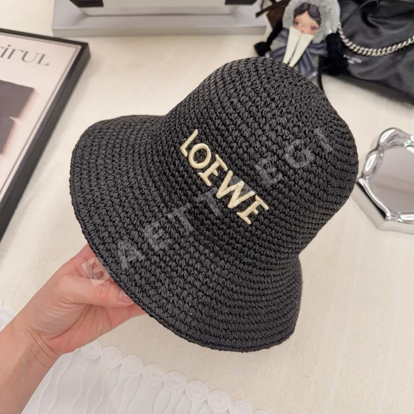 로에베 크로셰 자수 밀짚 모자 상세 이미지 4