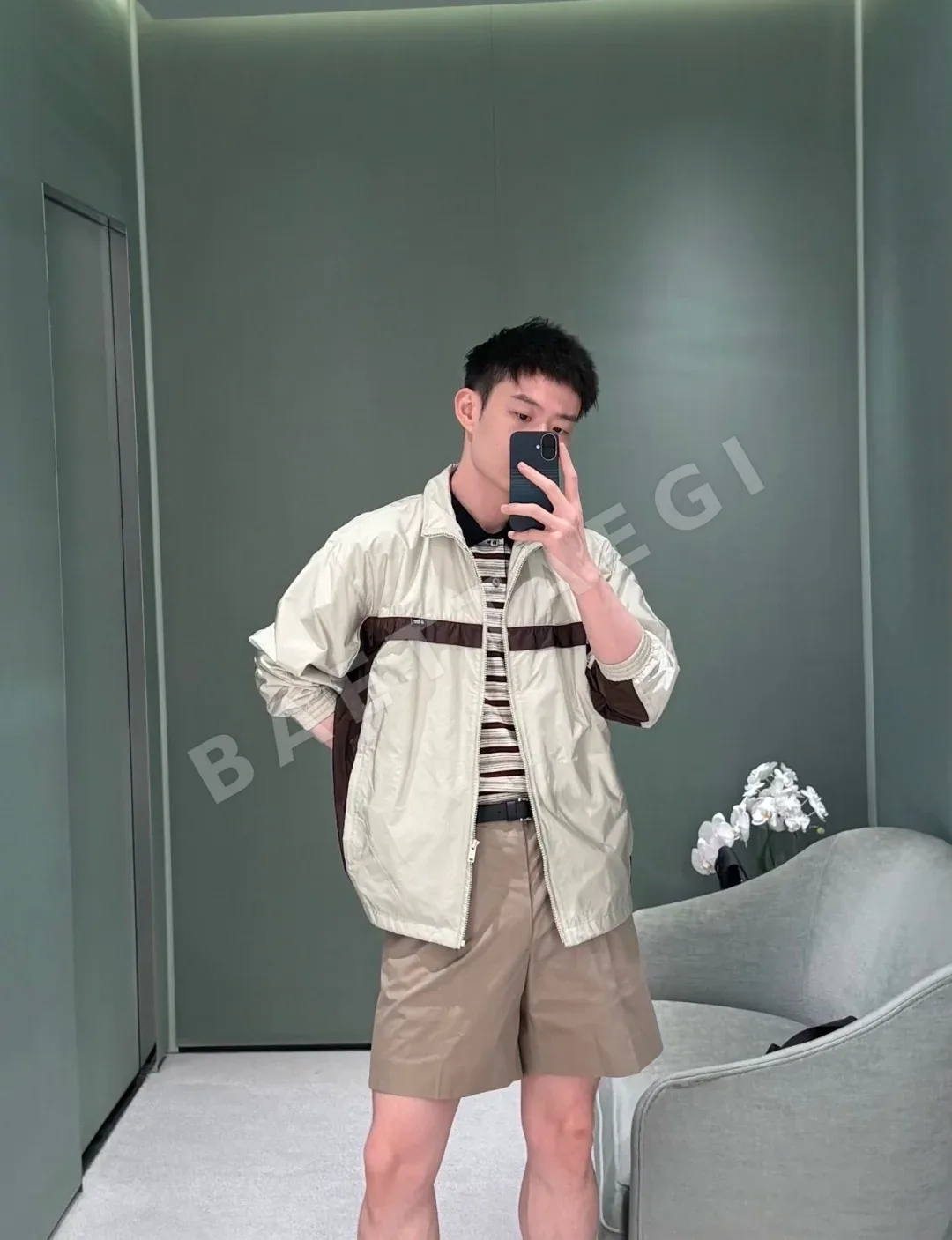 프라다 컬러 블록 나일론 여성 자켓 상세 이미지 8